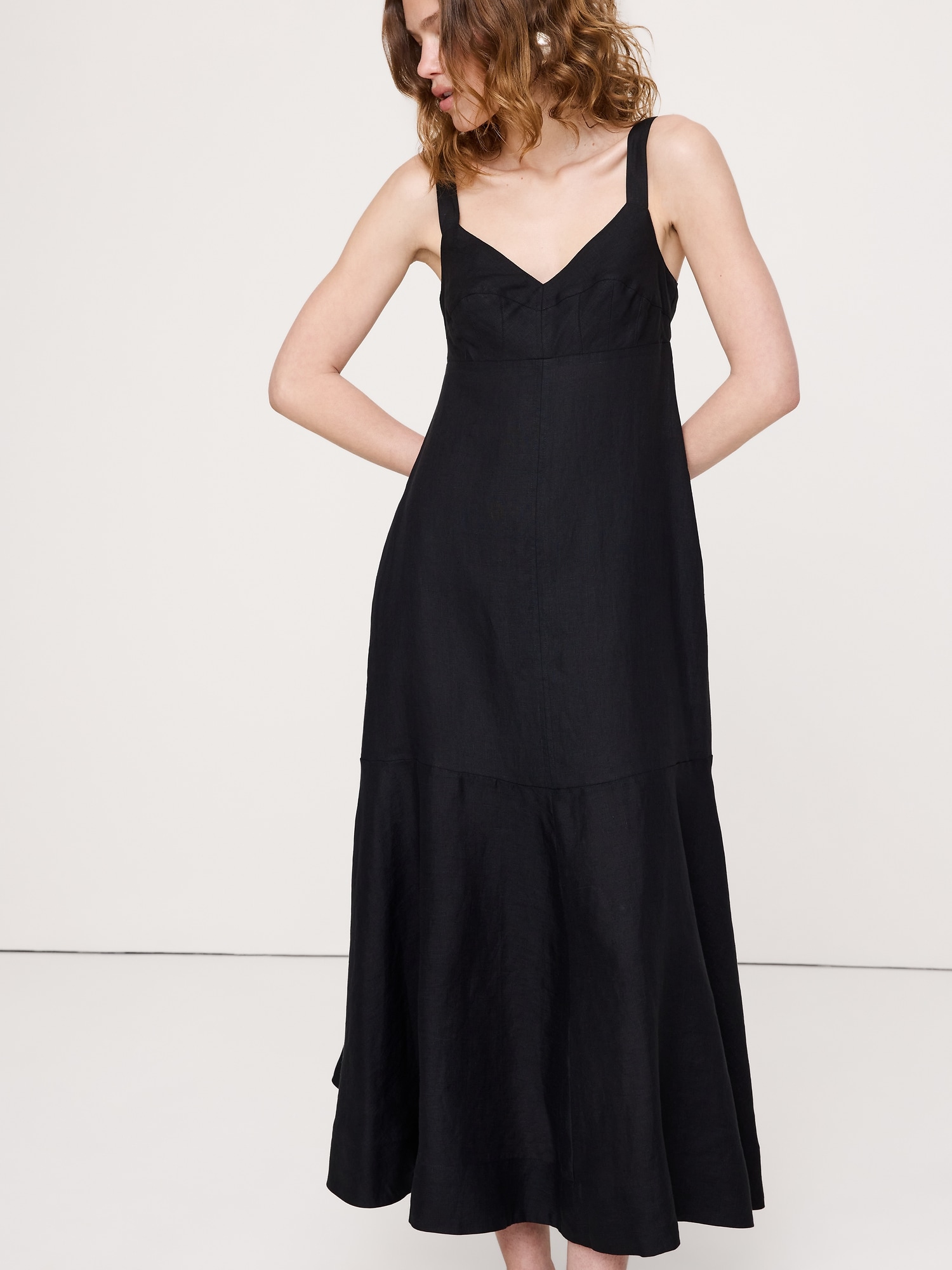 Image number 4 showing, Linen Empire-Waist Maxi Dress