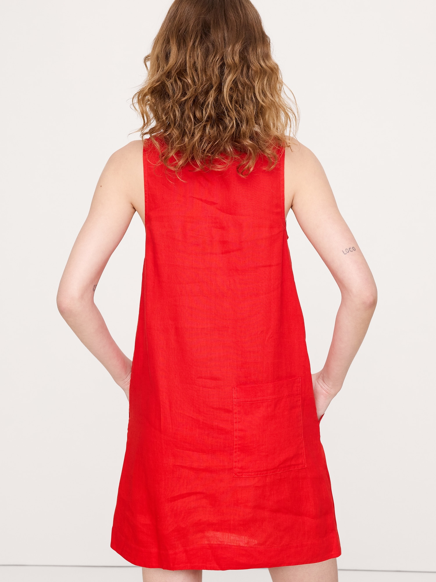 L'image numéro 3 présente Robe droite en lin