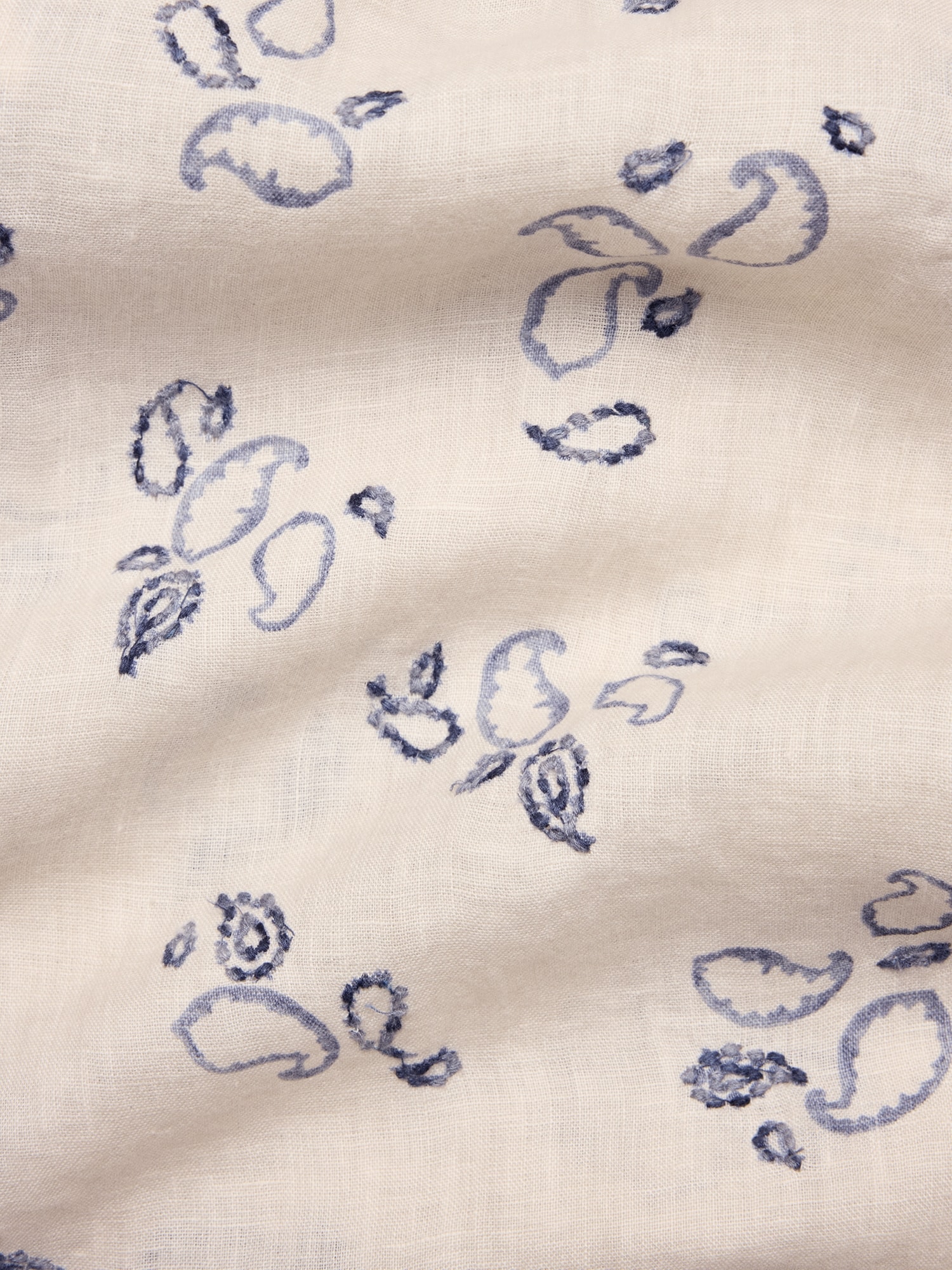 L'image numéro 5 présente Chemise de vacances à coupe standard en lin brodé