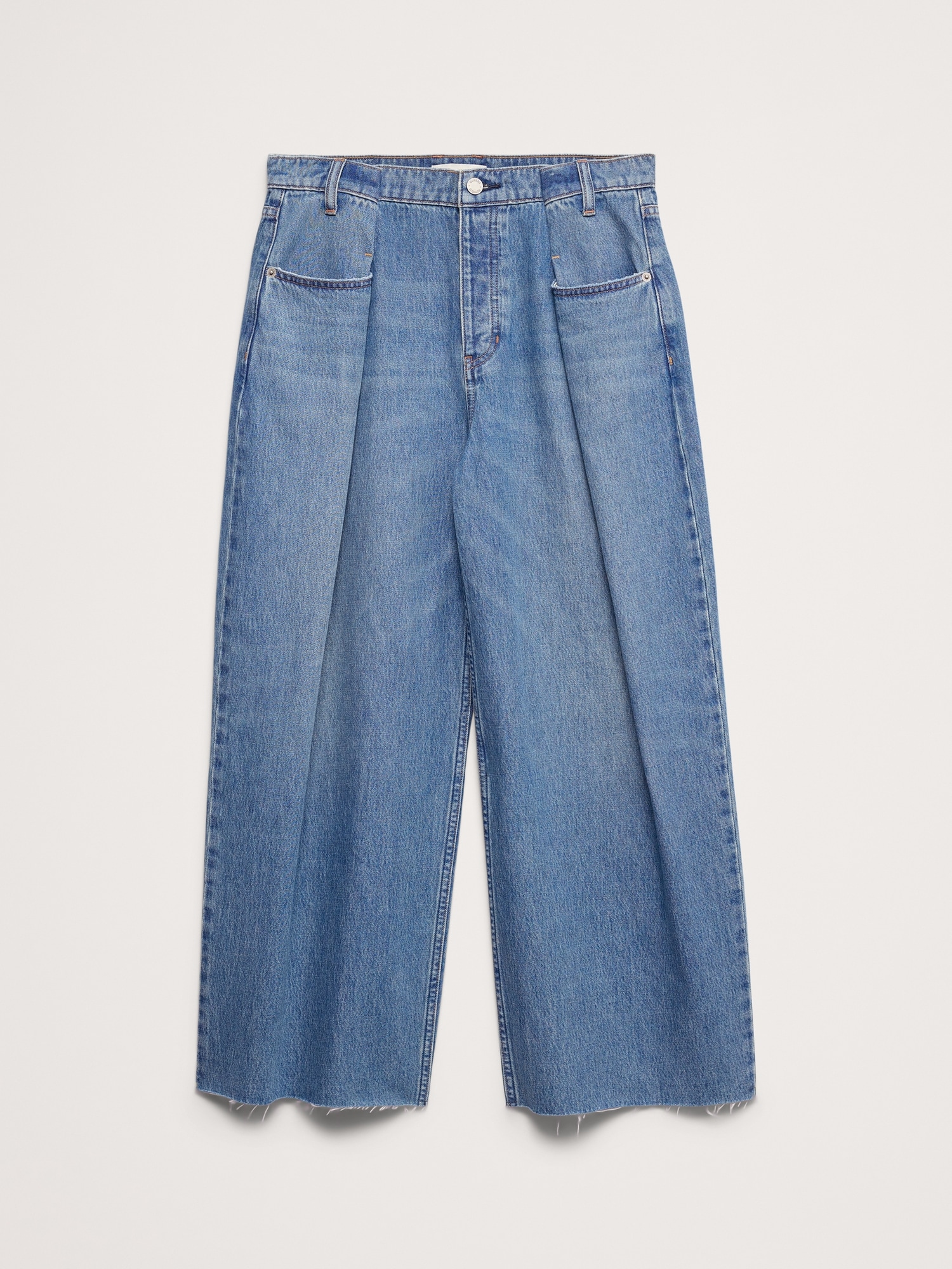 L'image numéro 6 présente Jean ample court plissé à taille mi-basse