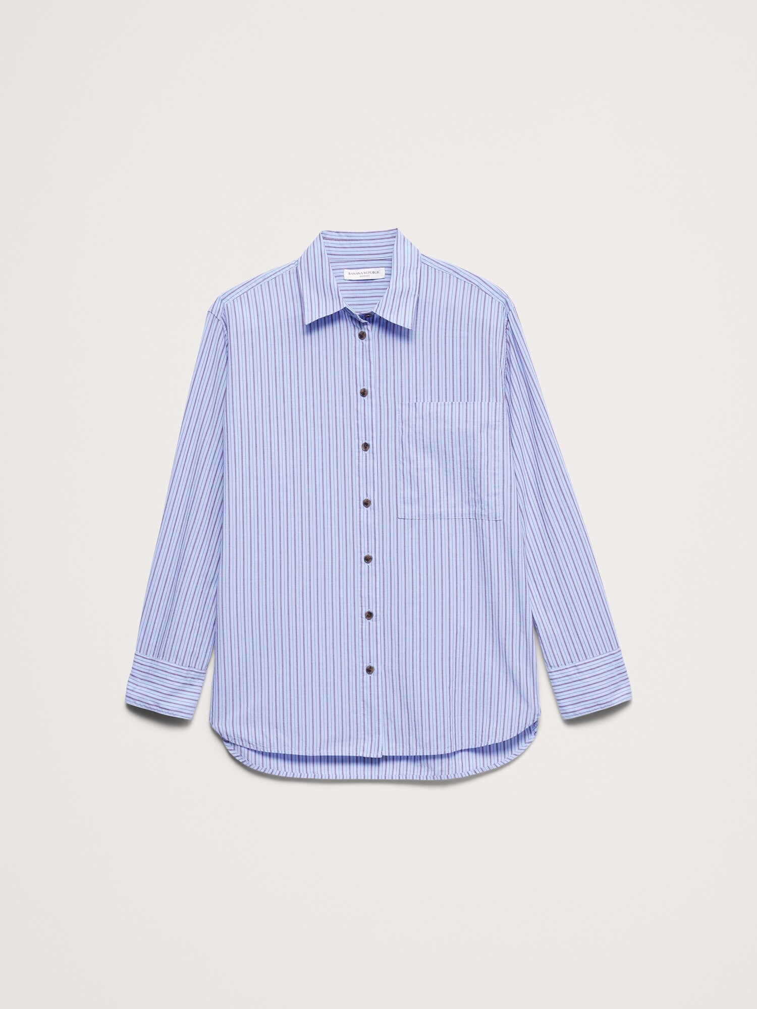 L'image numéro 5 présente Le chemisier surdimensionné