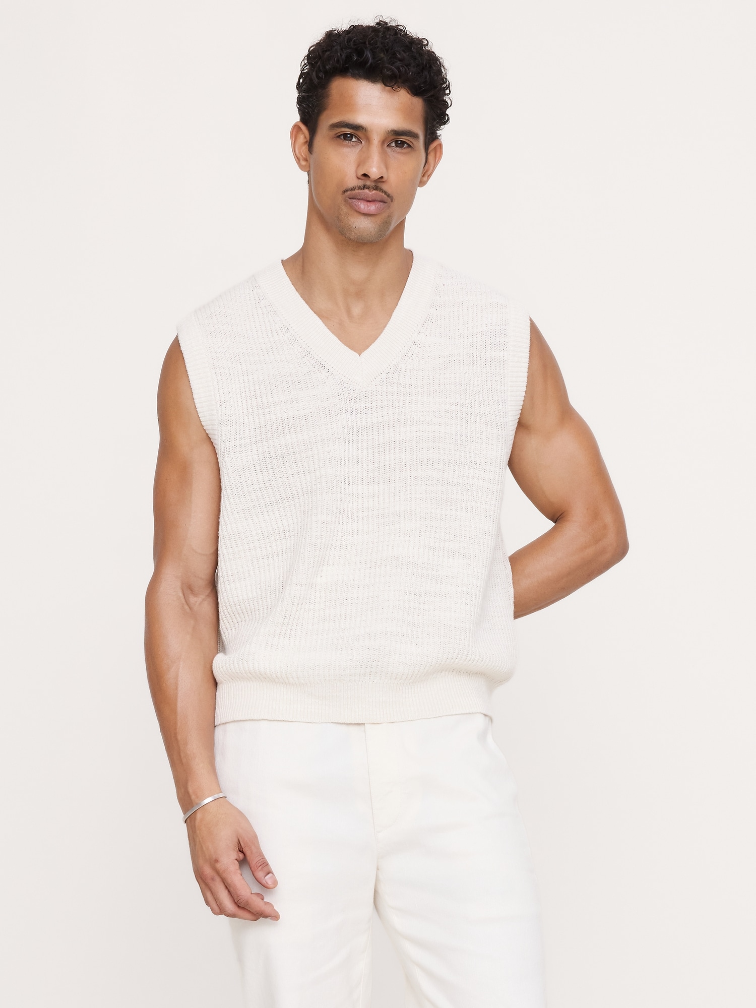 Image number 1 showing, Cotton-Linen Slub V-Neck Sweater Vest