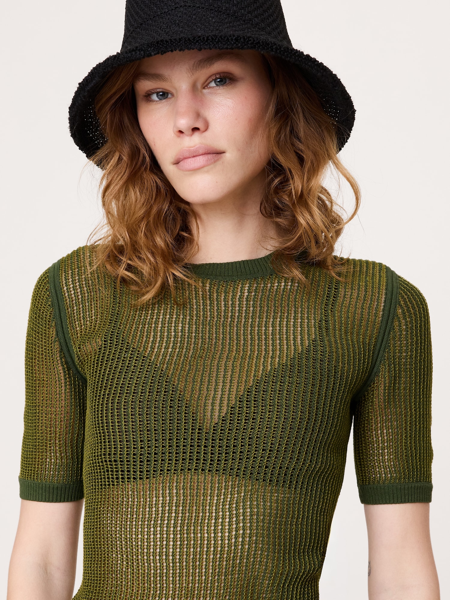 L'image numéro 3 présente T-shirt ras du cou en tricot à mailles