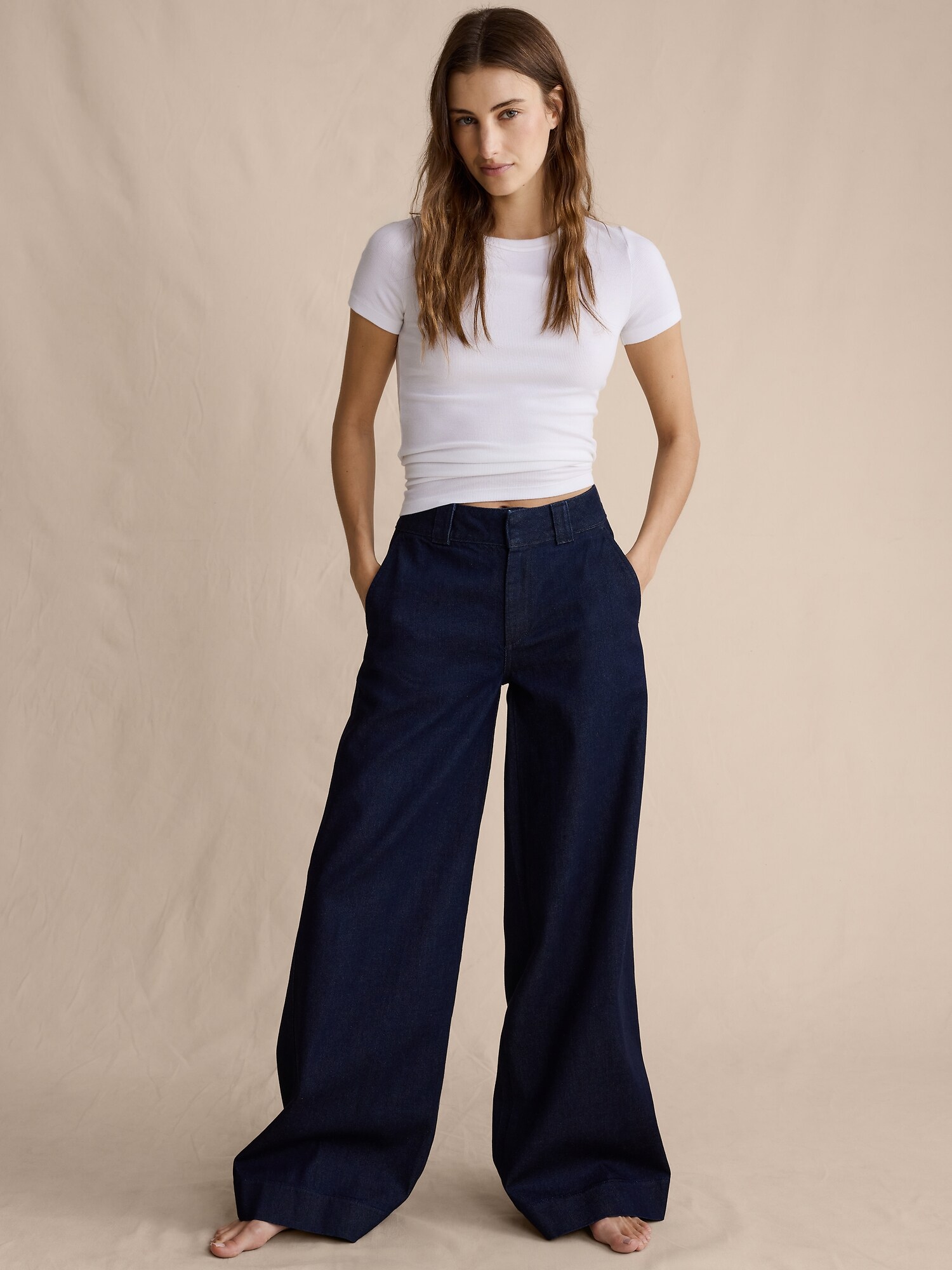 Image number 4 showing, Mid-Rise Palazzo Jean