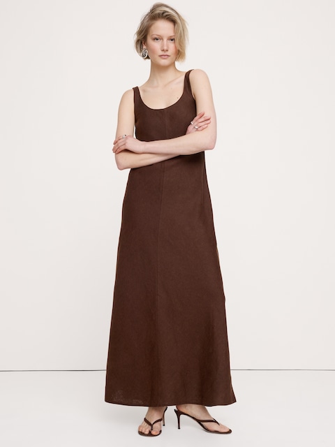 ROBE LONGUE EN LIN COUPÉE EN BIAIS