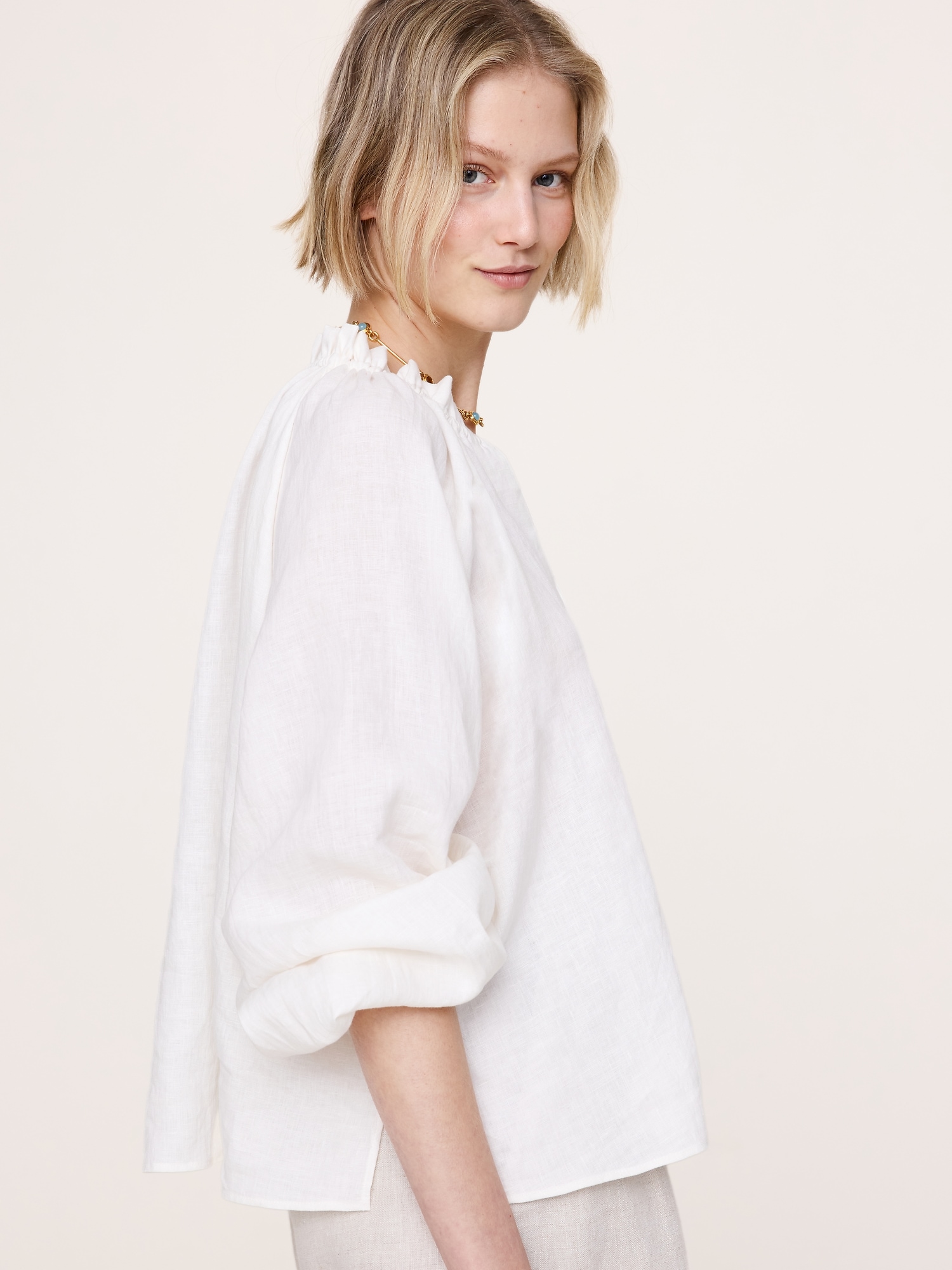 Image number 6 showing, Linen Ruffle-Neck Top