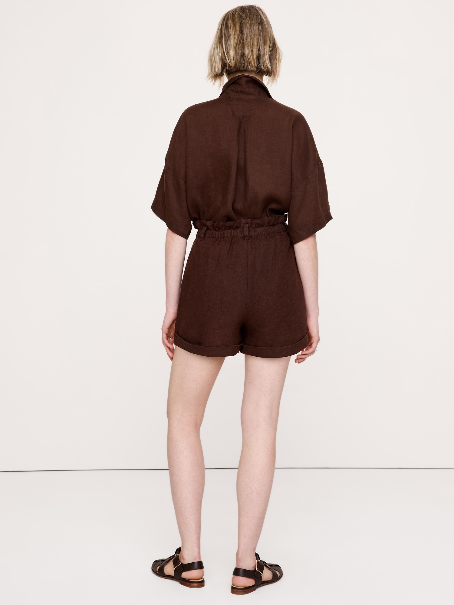 Image number 2 showing, 3.5" Paperbag-Waist Pull-On Linen Short