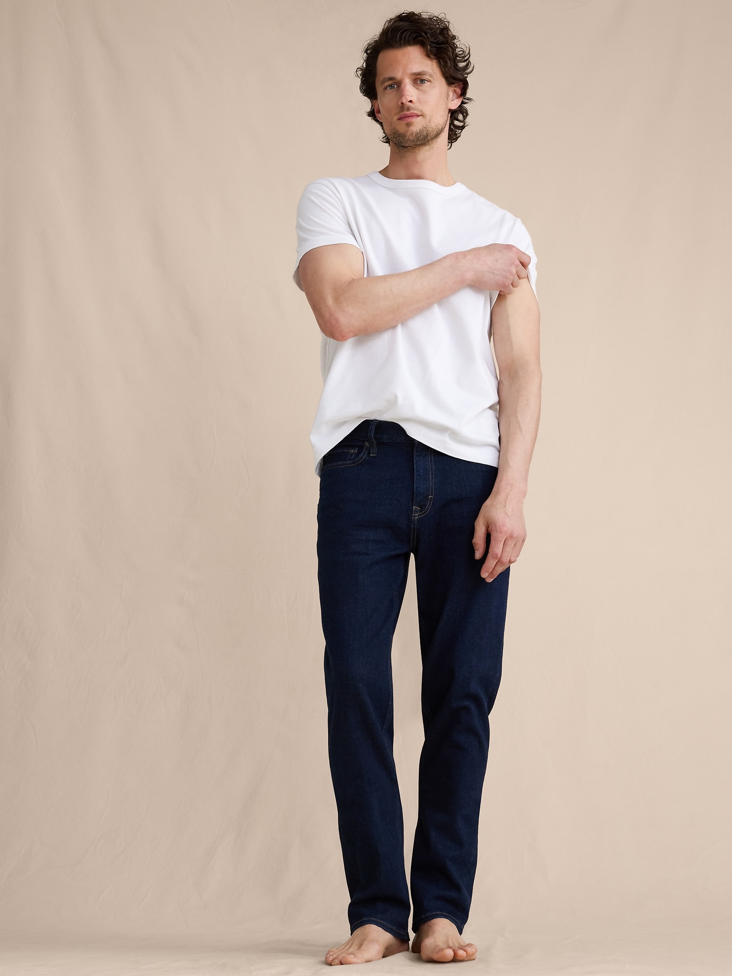 L'image numéro 6 présente Jean Voyageur luxueux à coupe droite