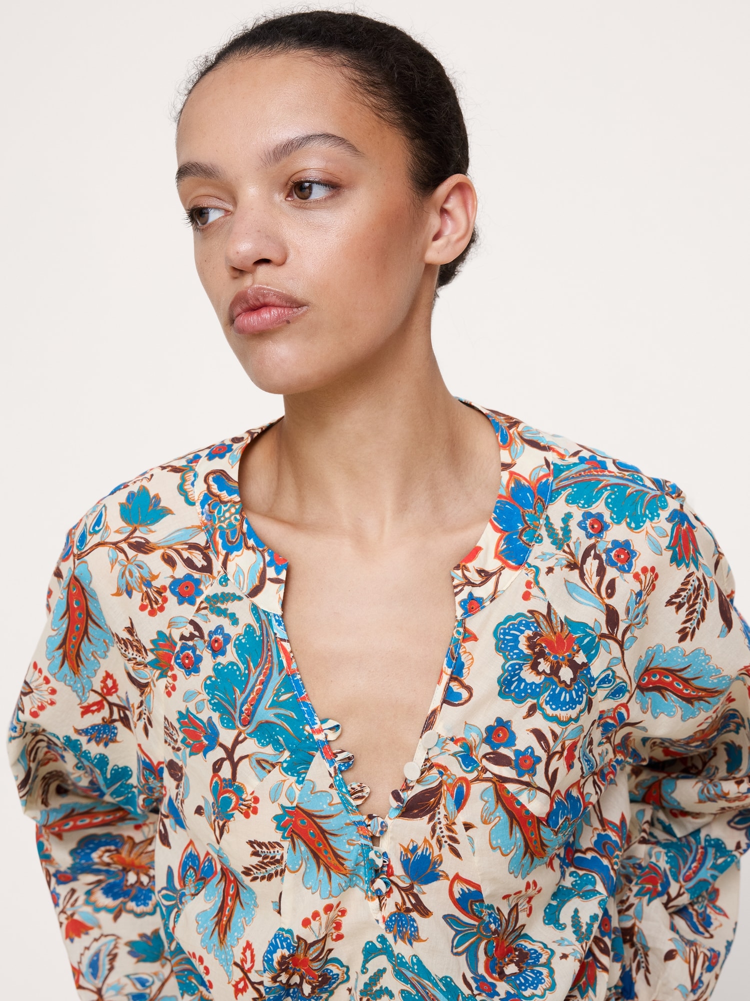 Image number 3 showing, Lightweight Cotton Split-Neck Top