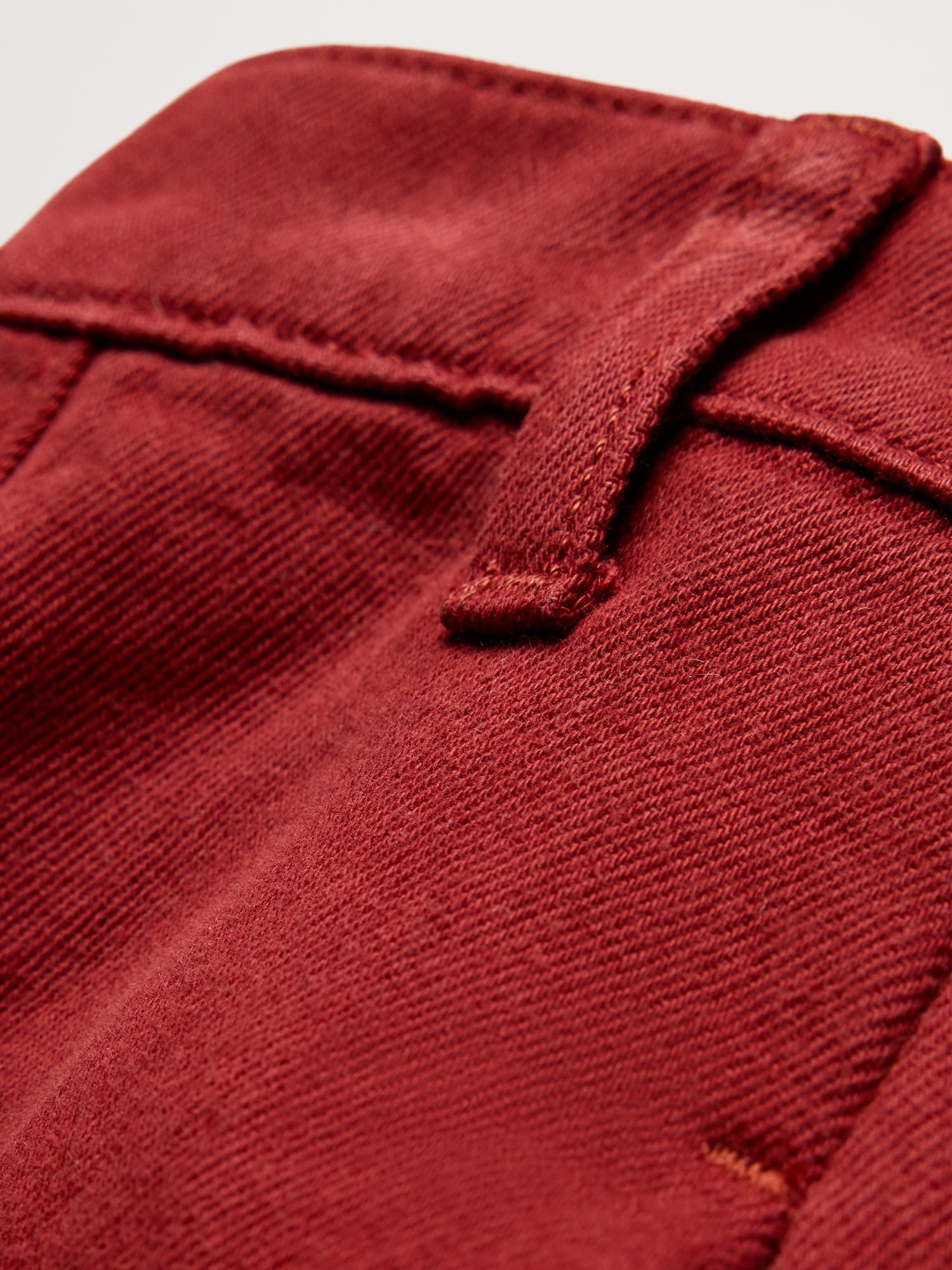 L'image numéro 7 présente Jean ample court plissé à taille mi-basse