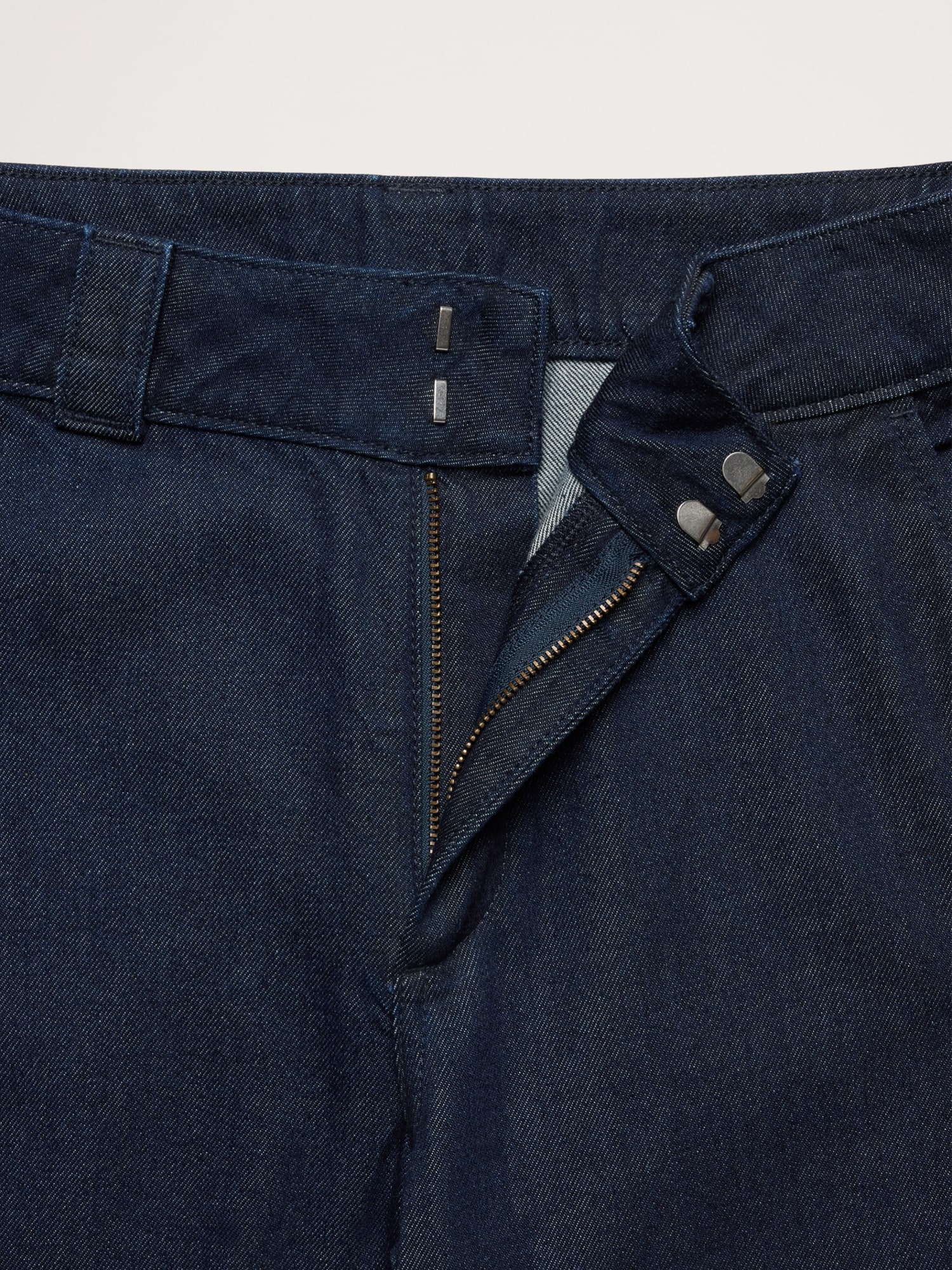 Image number 6 showing, Mid-Rise Palazzo Jean