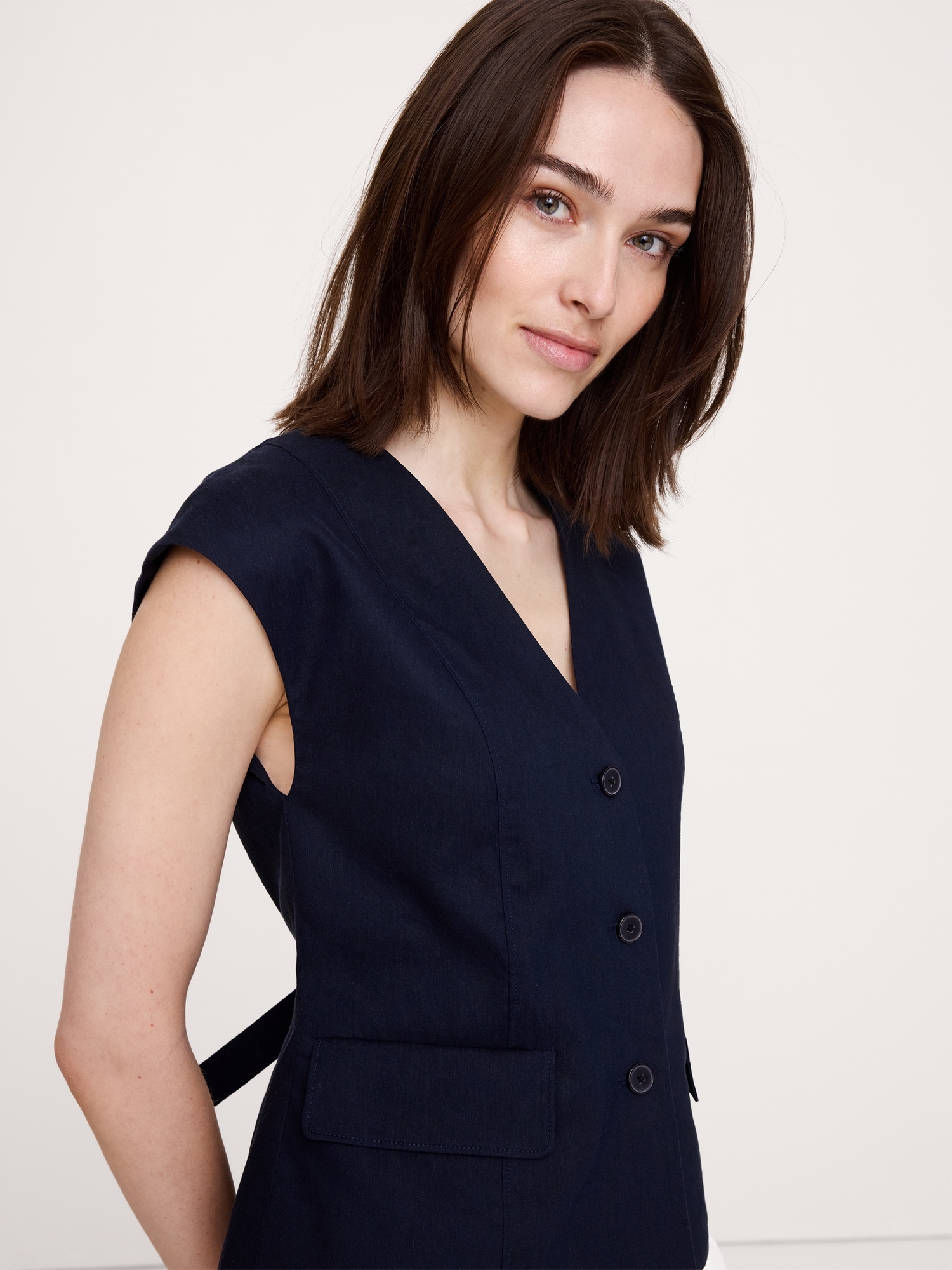 Image number 4 showing, Stretch Linen-Viscose Vest