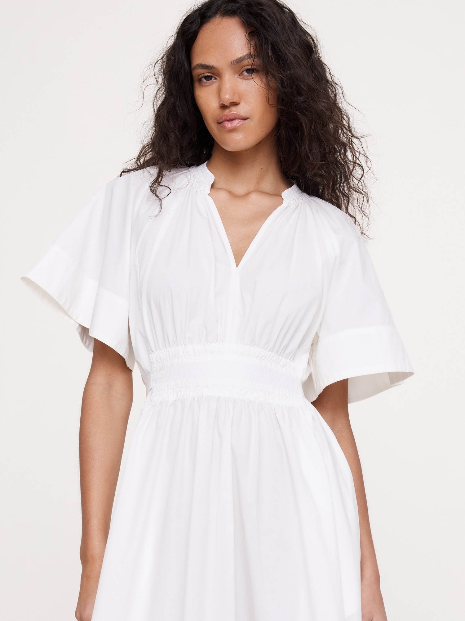 L'image numéro 7 présente Robe longue à nouer au dos