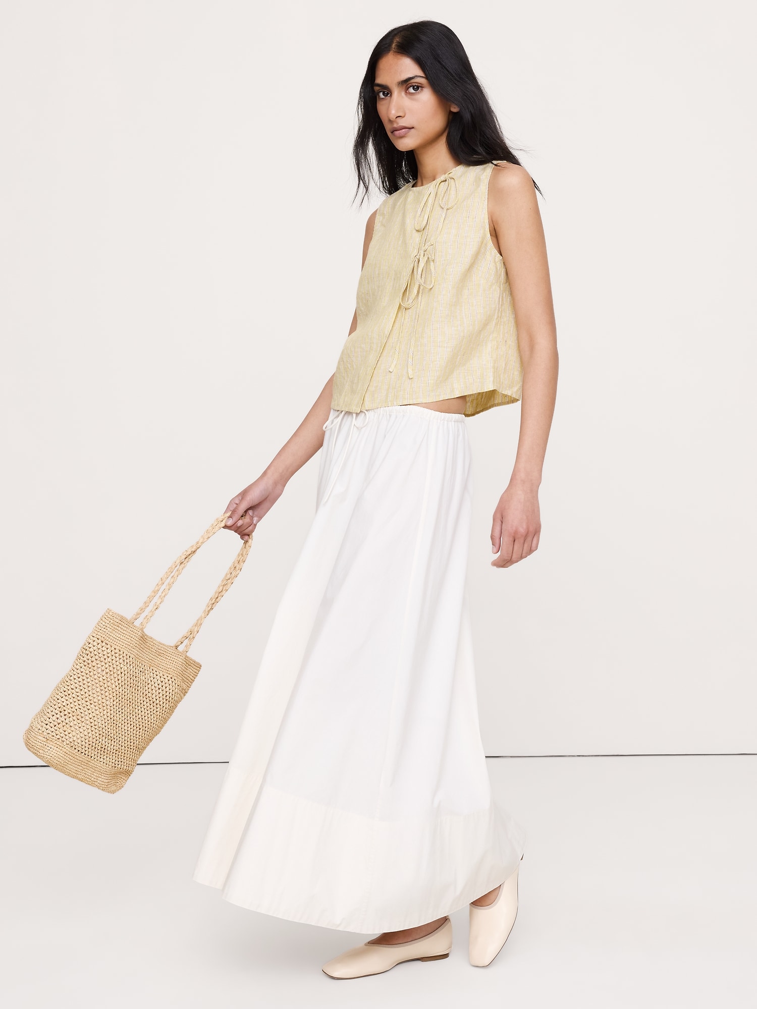 L'image numéro 5 présente Camisole à double lien en lin