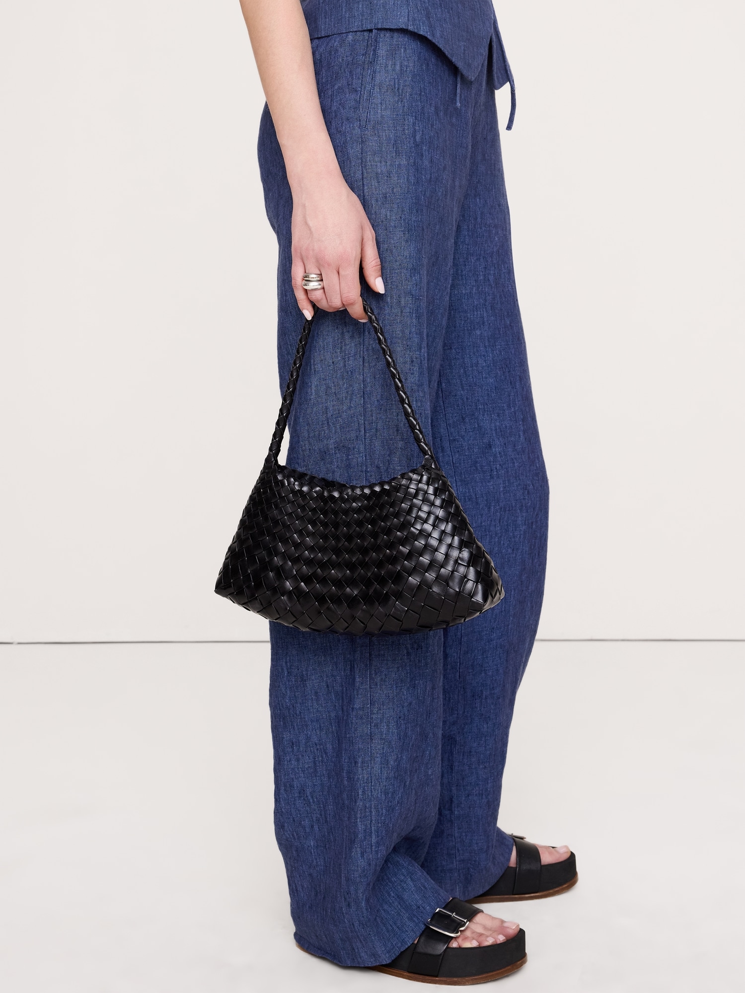 L'image numéro 4 présente Pantalon à jambe large de tous les jours en lin