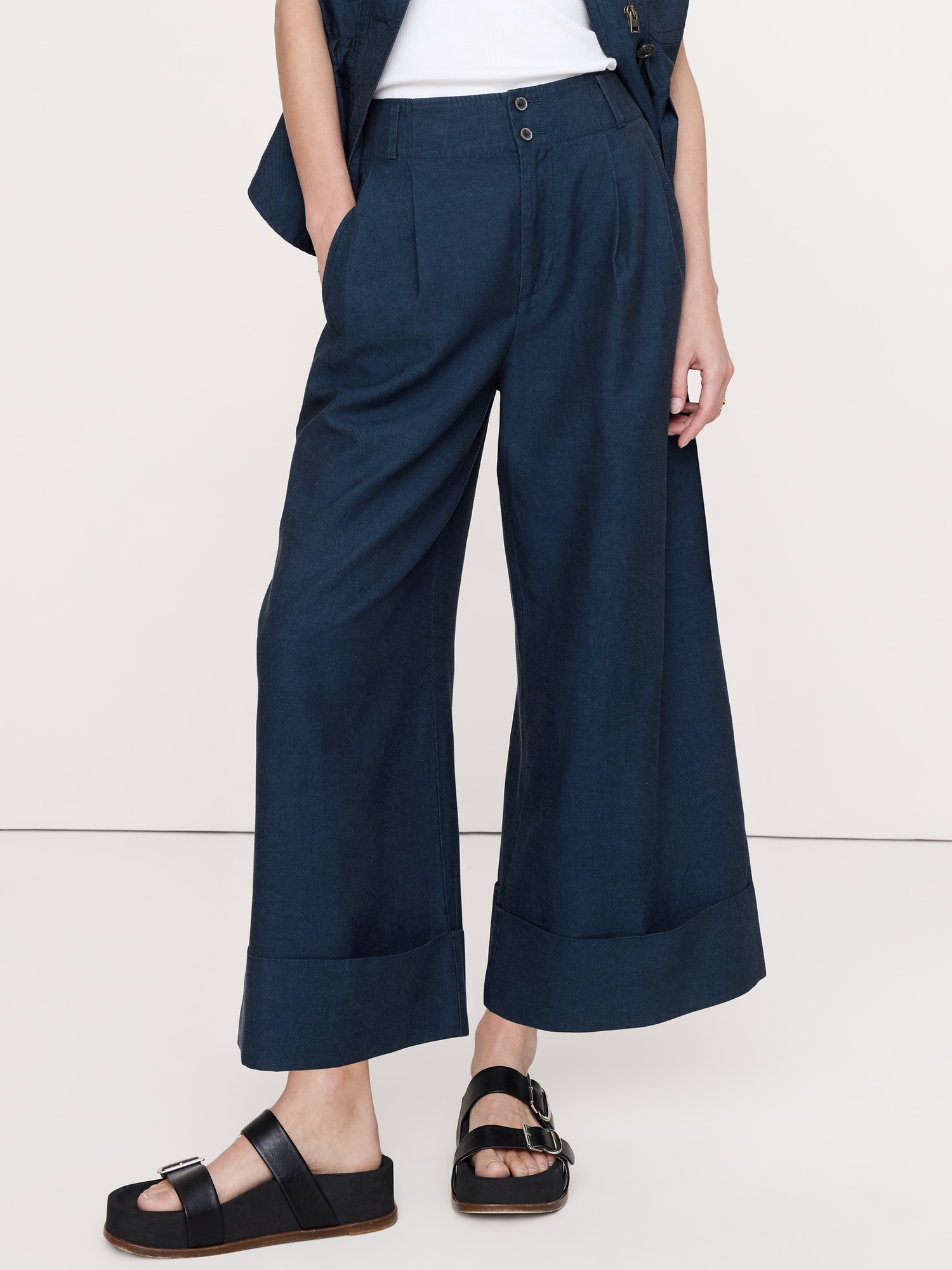 Image number 4 showing, High-Rise Wide-Leg TENCEL™-Cotton-Linen Cropped Pant