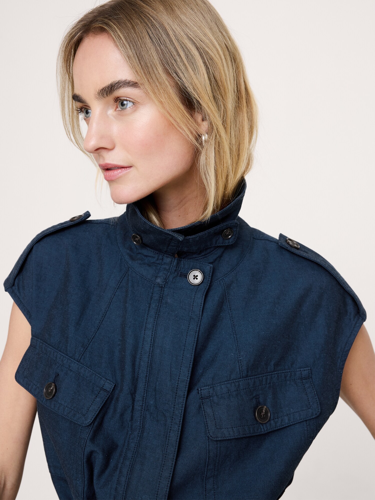 L'image numéro 4 présente Veste utilitaire en TENCEL™, coton et lin