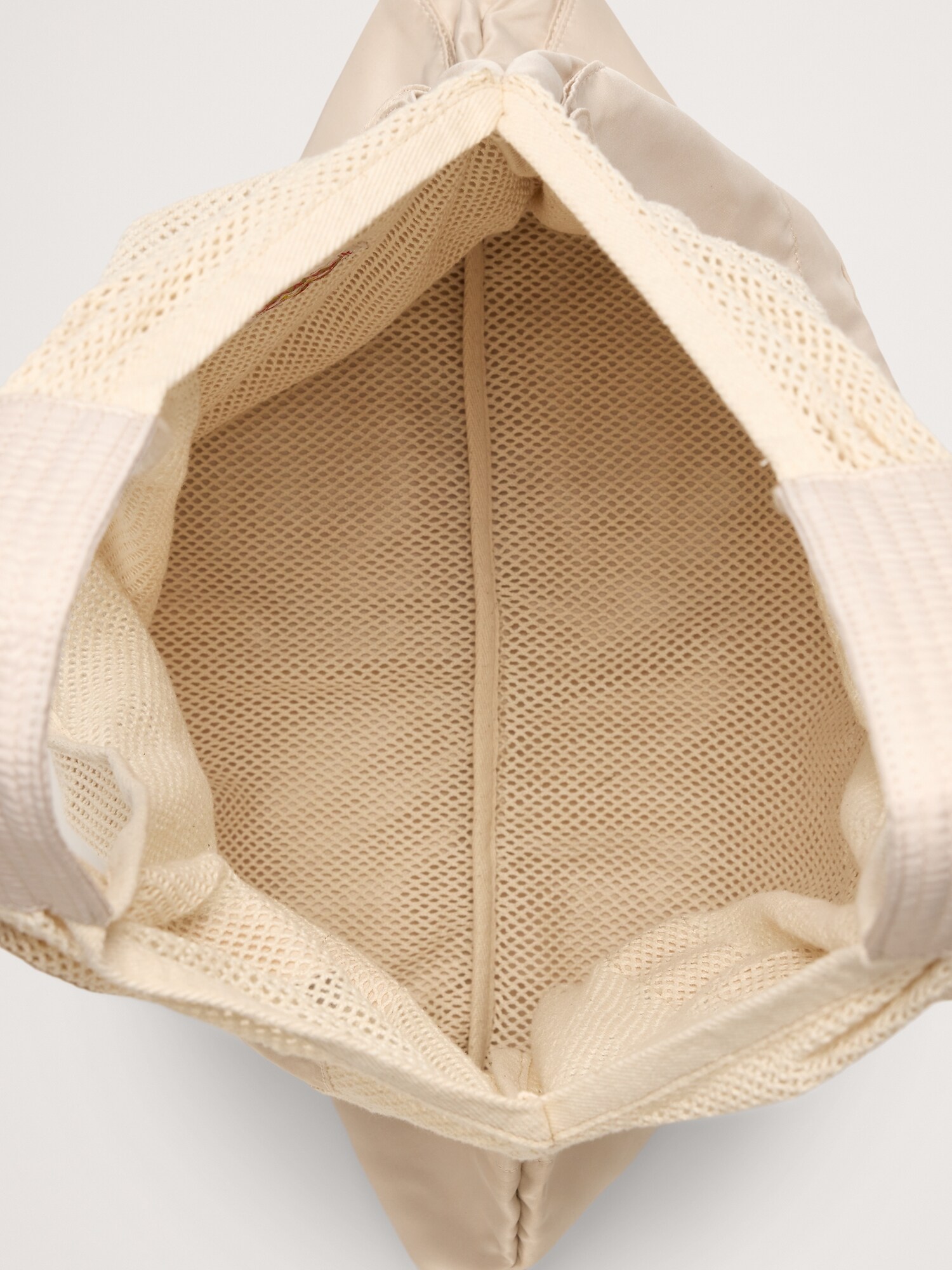 L'image numéro 4 présente Sac façon gilet classique