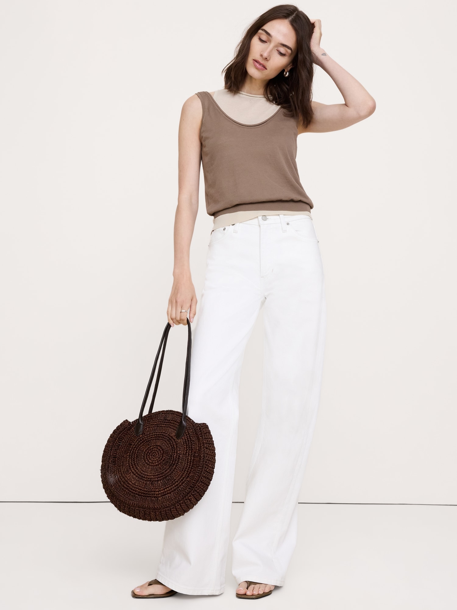 L'image numéro 1 présente Camisole effet superposé en tricot de coton diaphane ultra-fin
