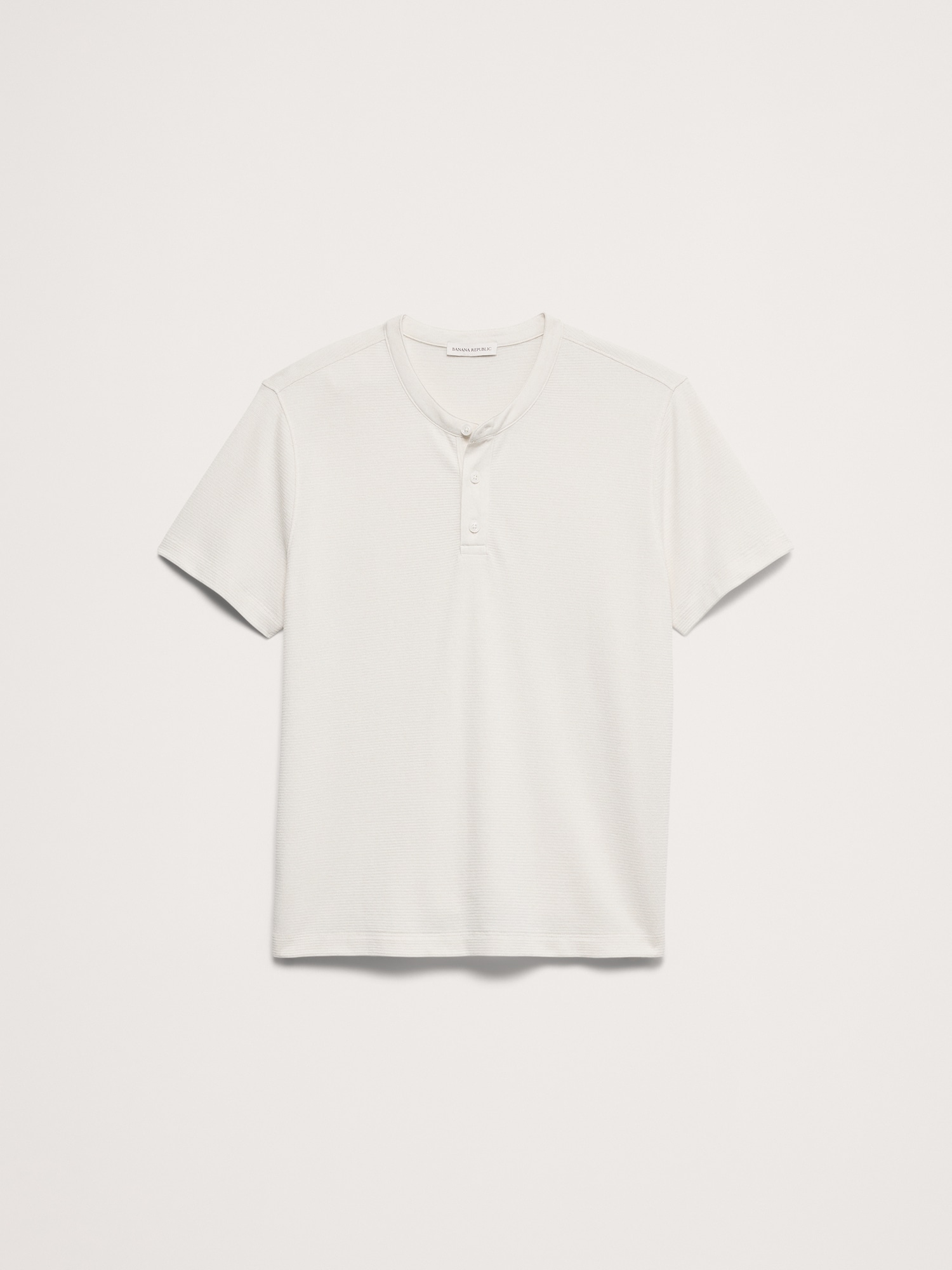 L'image numéro 5 présente T-shirt henley à mailles