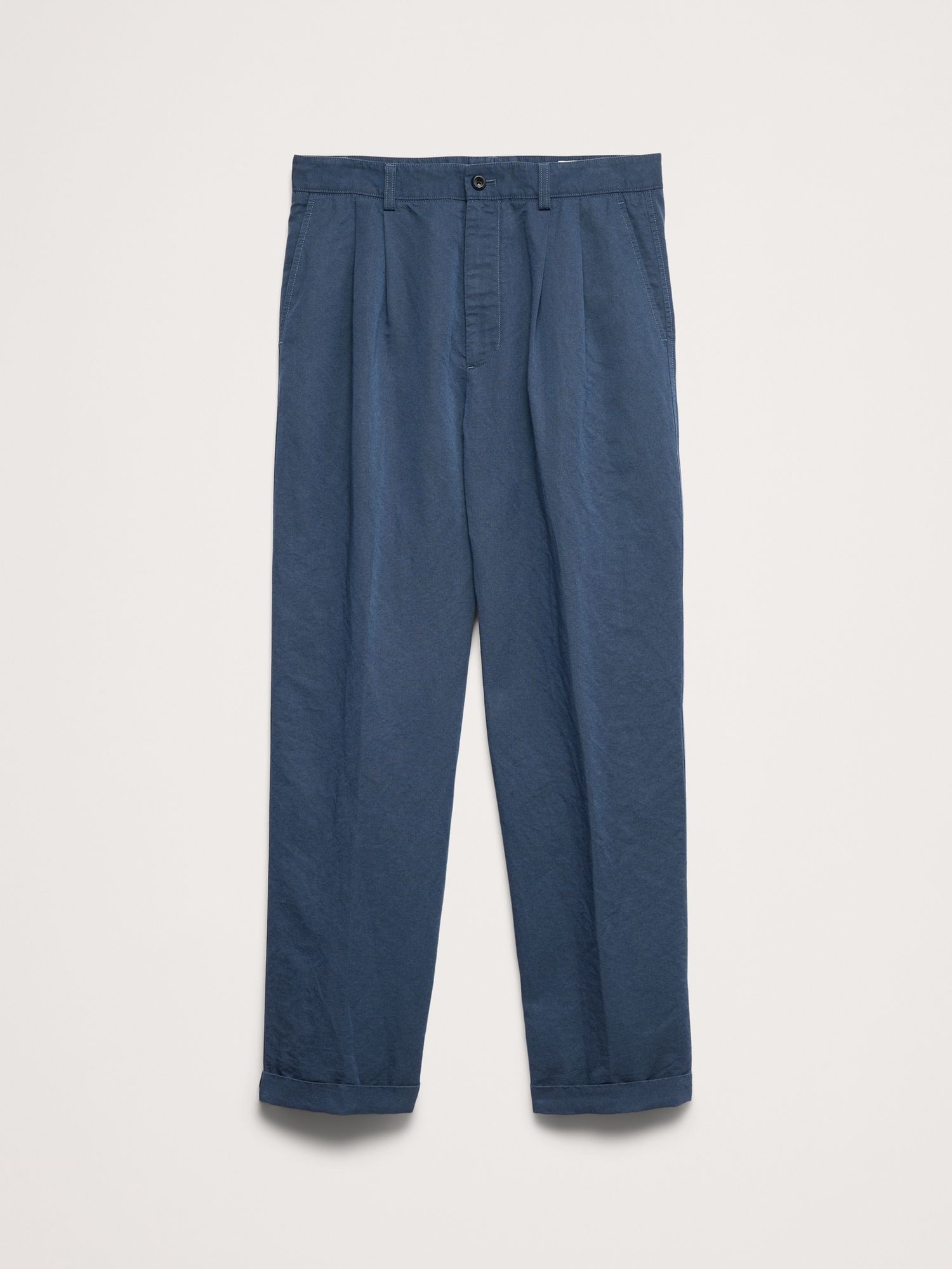 L'image numéro 5 présente Pantalon en lin et coton italien plissé Retour aux archives