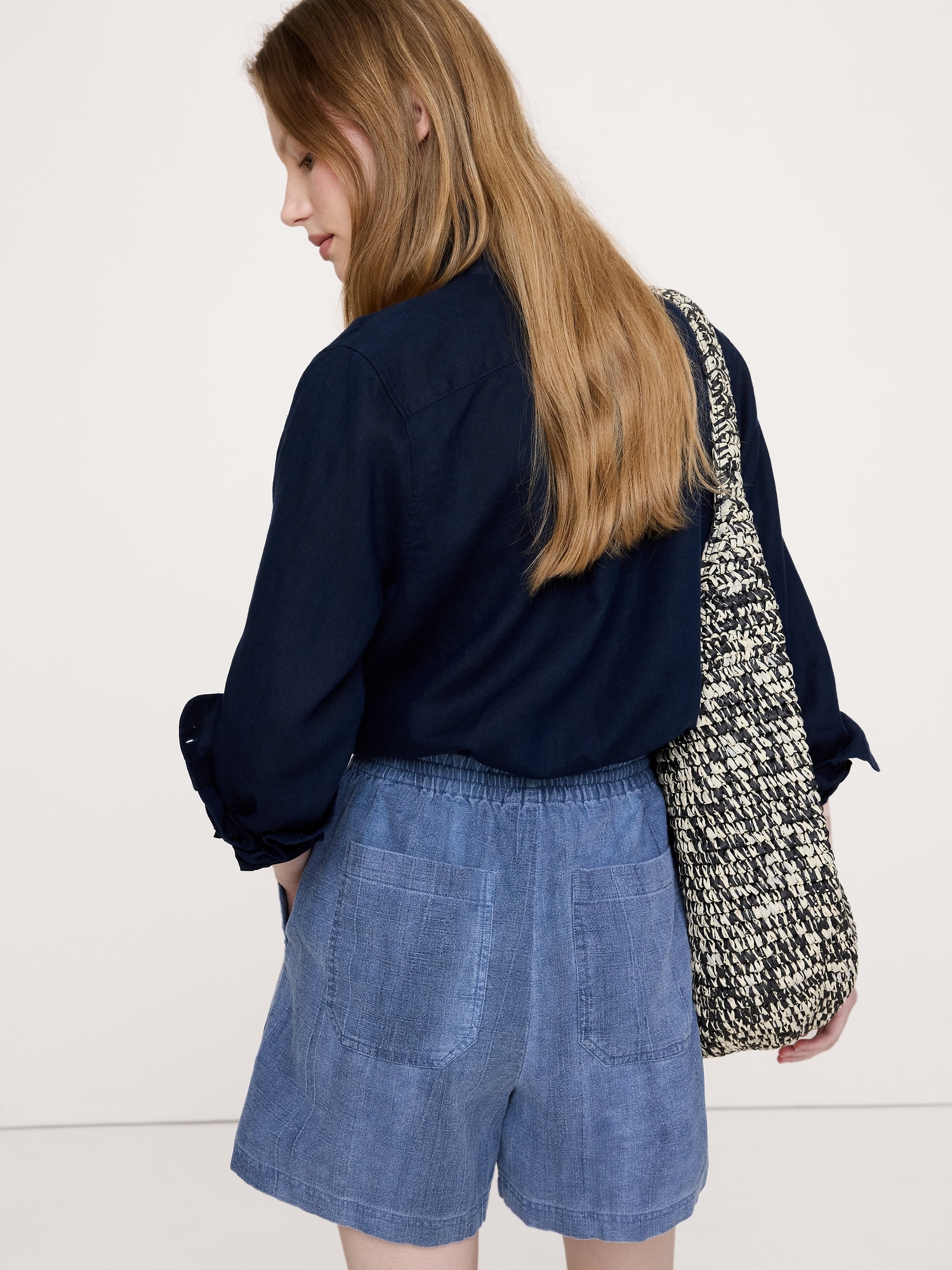 Image number 3 showing, 4" High-Rise Ramie-Cotton Pull-On Short