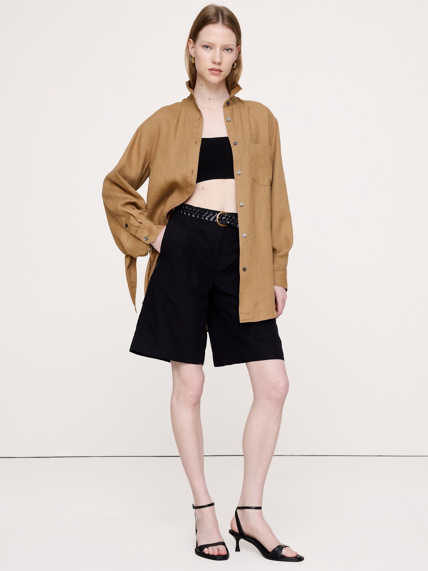 Image number 1 showing, The Oversized Tie-Cuff Shirt in Linen