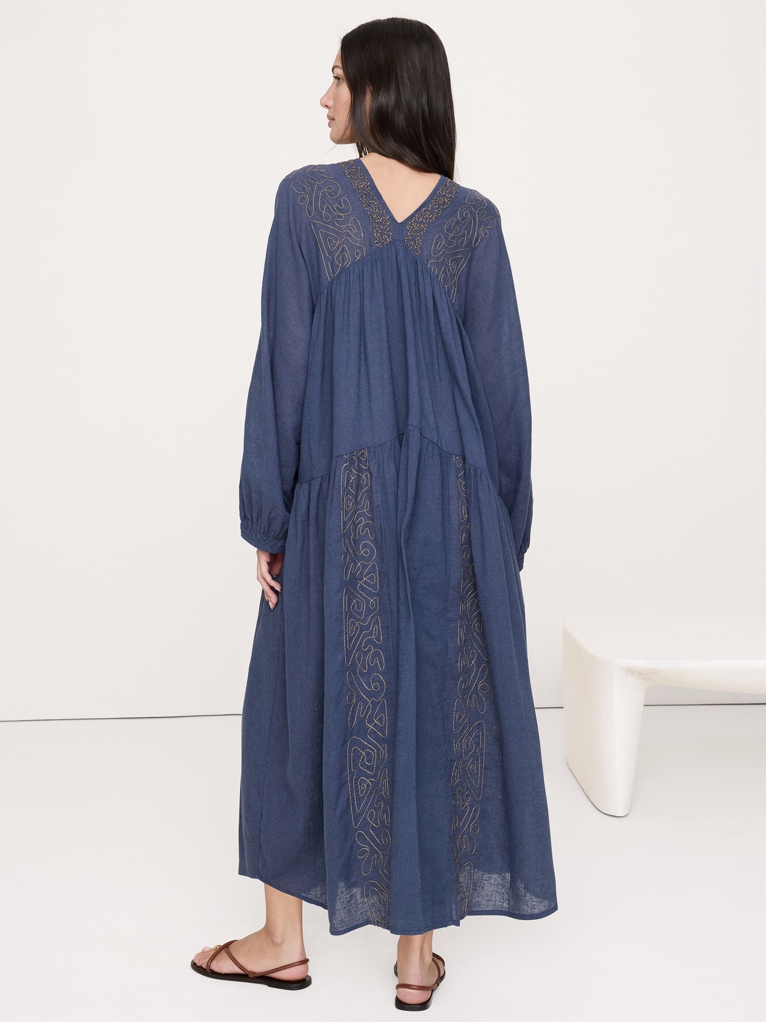Image number 3 showing, Linen-Cotton Trapeze Maxi Dress