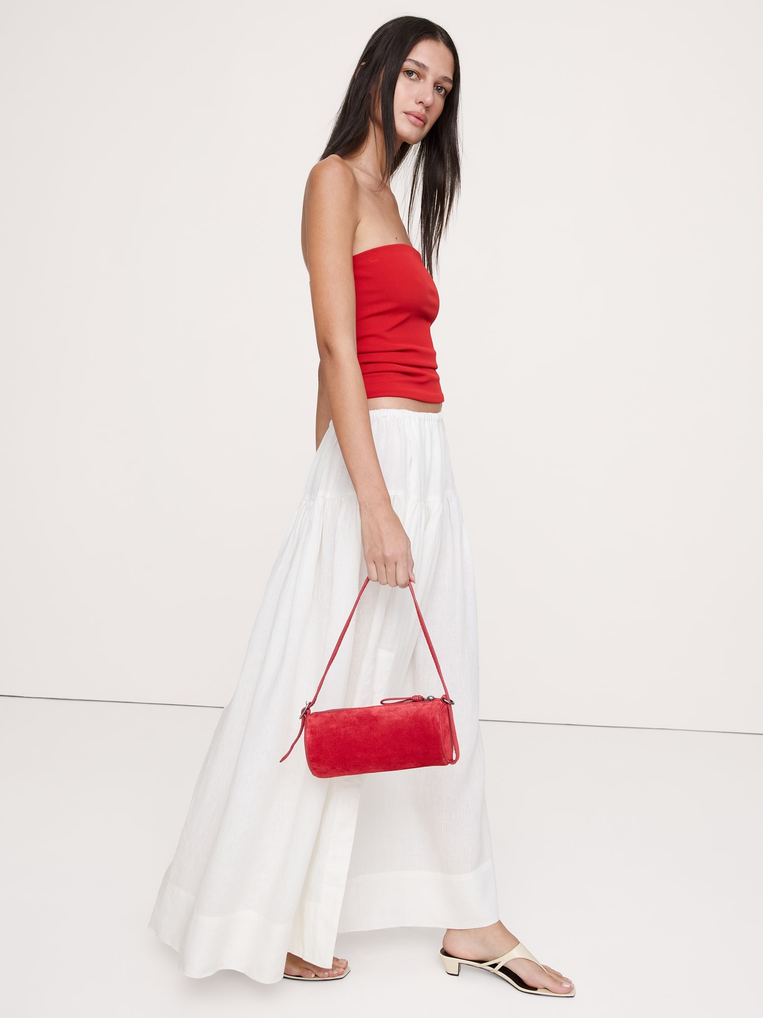 L'image numéro 2 présente Sac baril en cuir