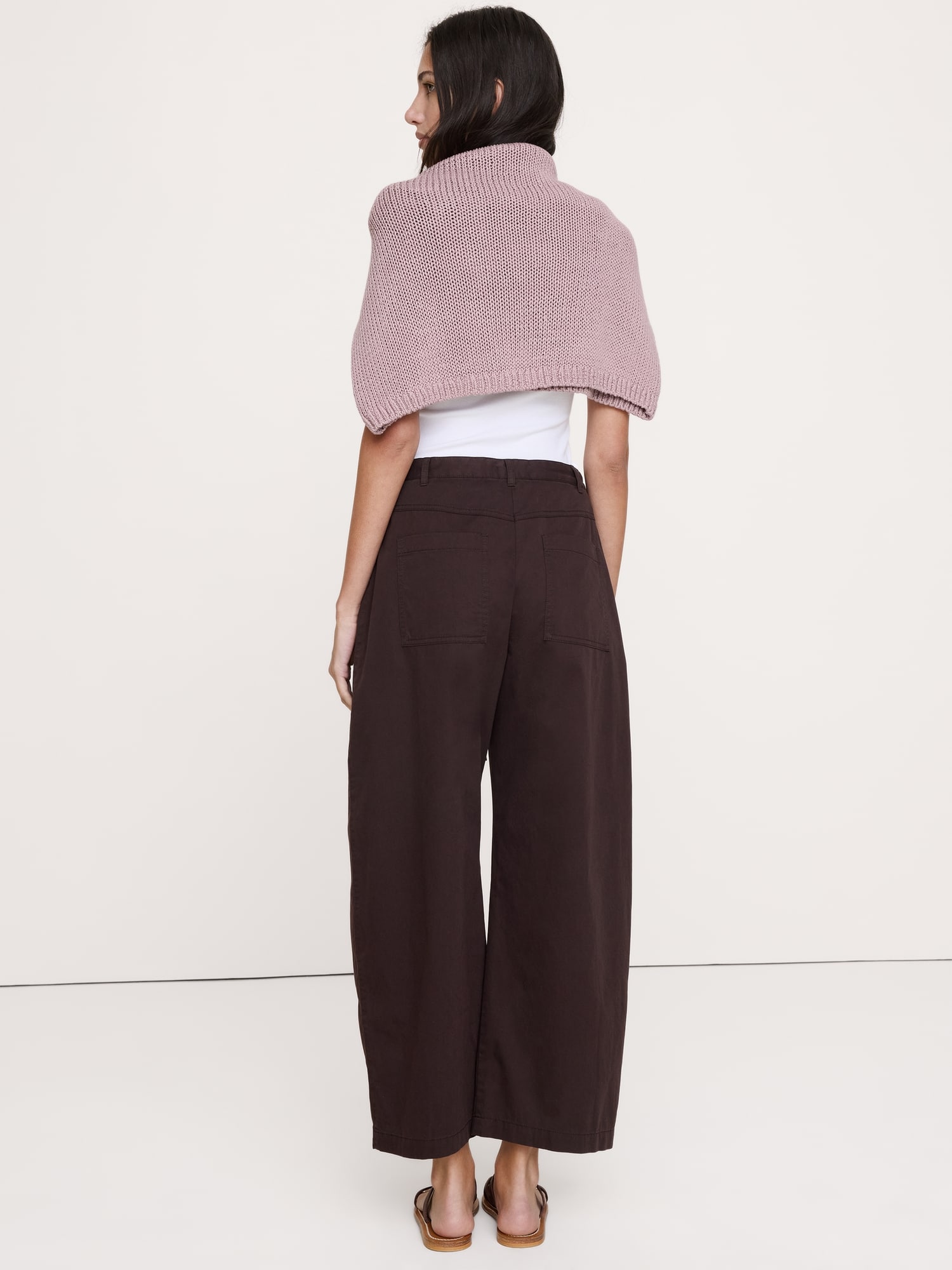 L'image numéro 3 présente Pantalon coupe baril taille mi-basse en popeline de coton