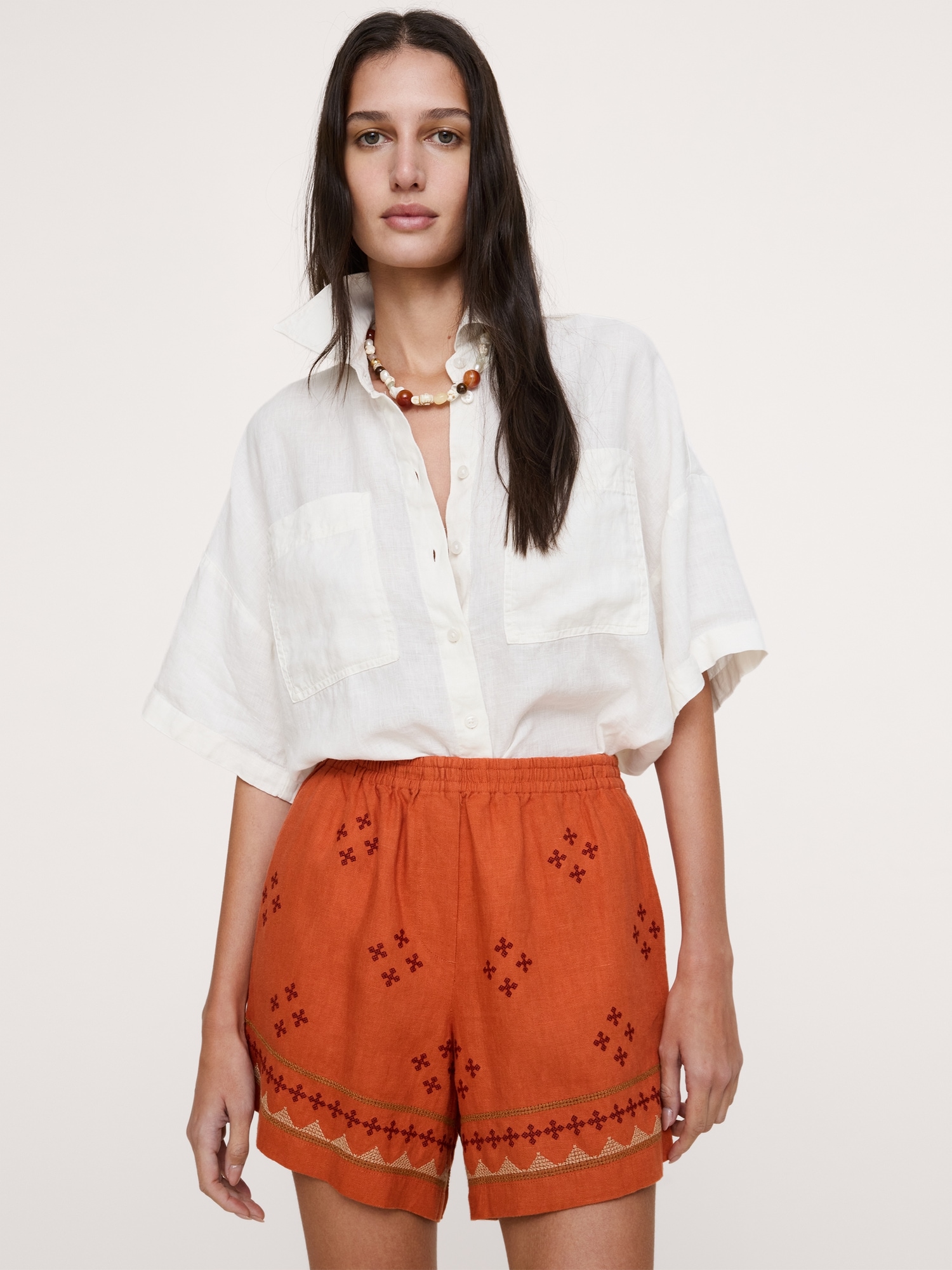 Image number 6 showing, Embroidered Linen 4" Pull-On Short