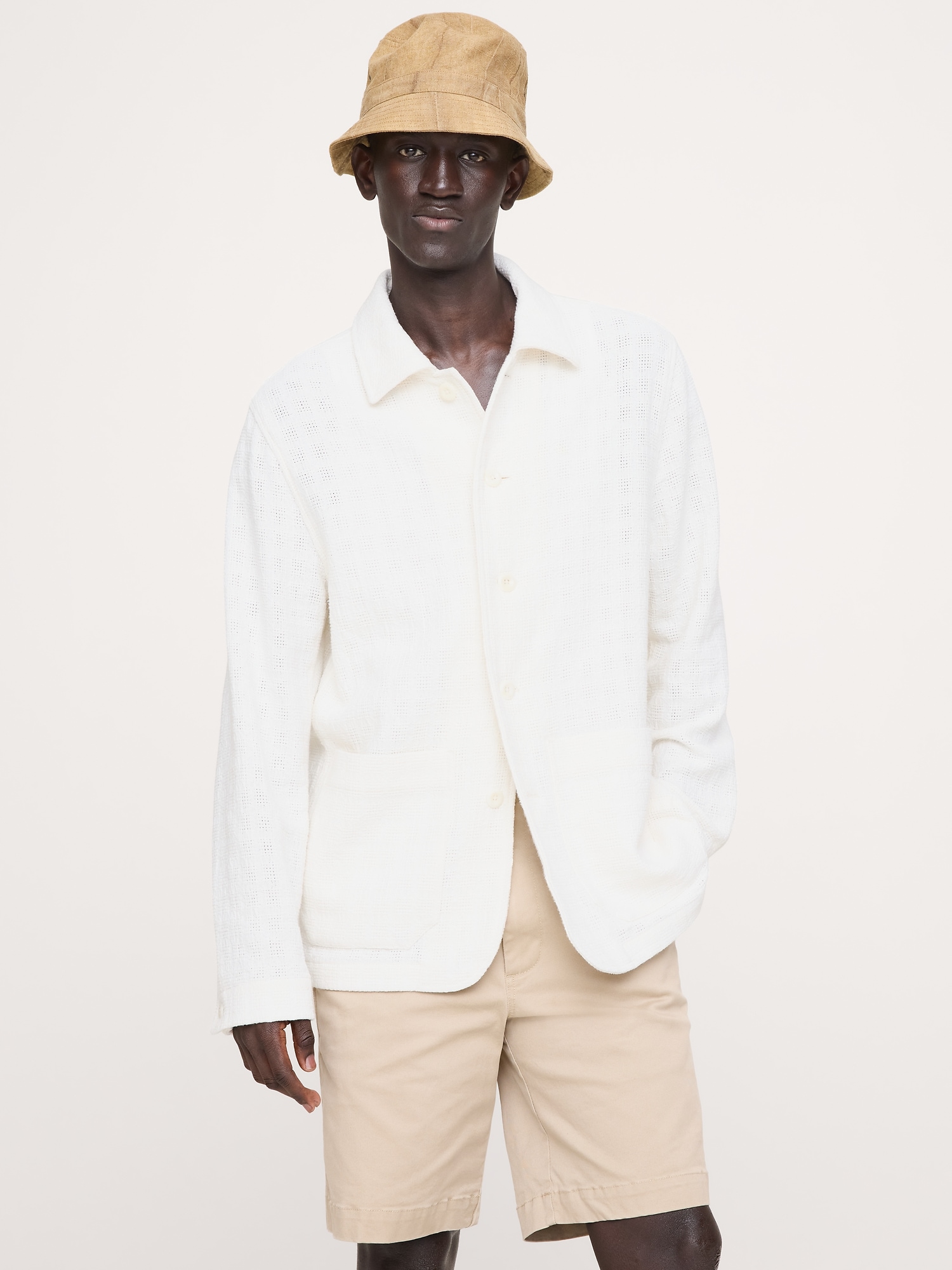 L'image numéro 1 présente Veste-chemise en tissu à effet natté
