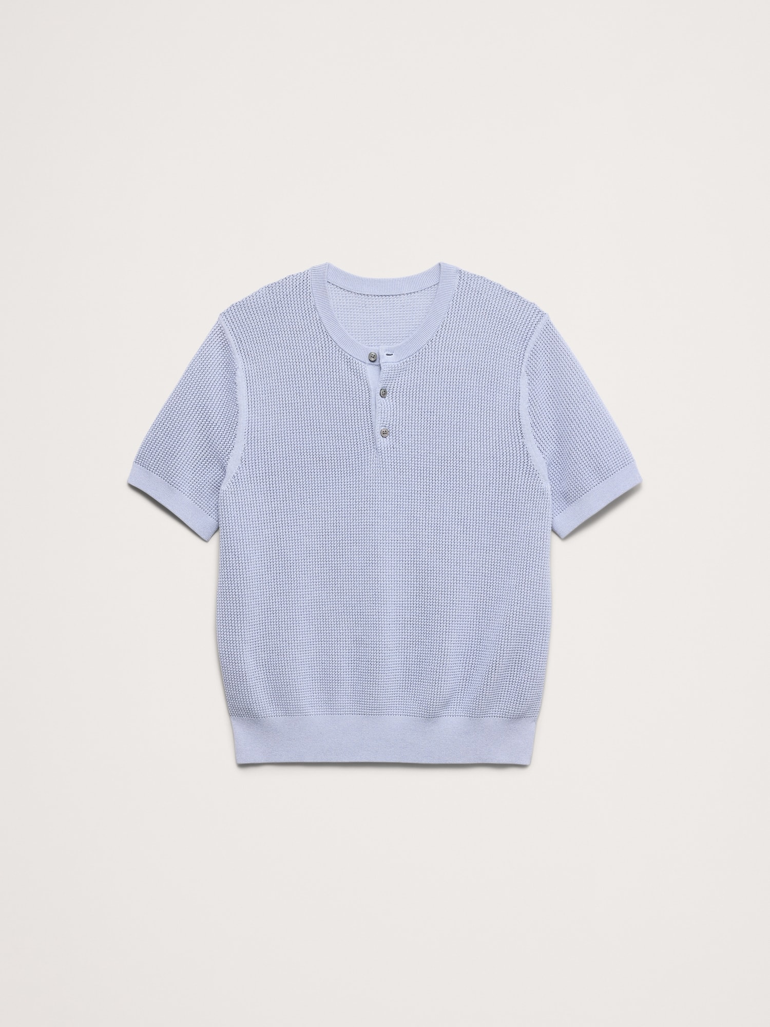 L'image numéro 4 présente T-shirt henley en coton et soie