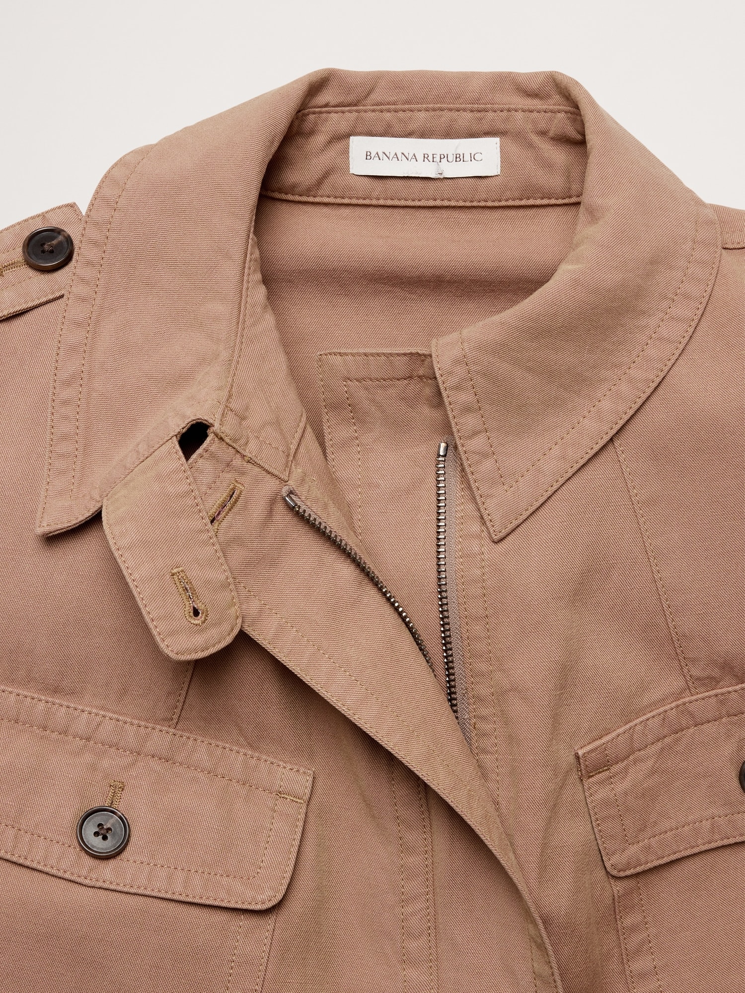 L'image numéro 6 présente Veste utilitaire en TENCEL™, coton et lin
