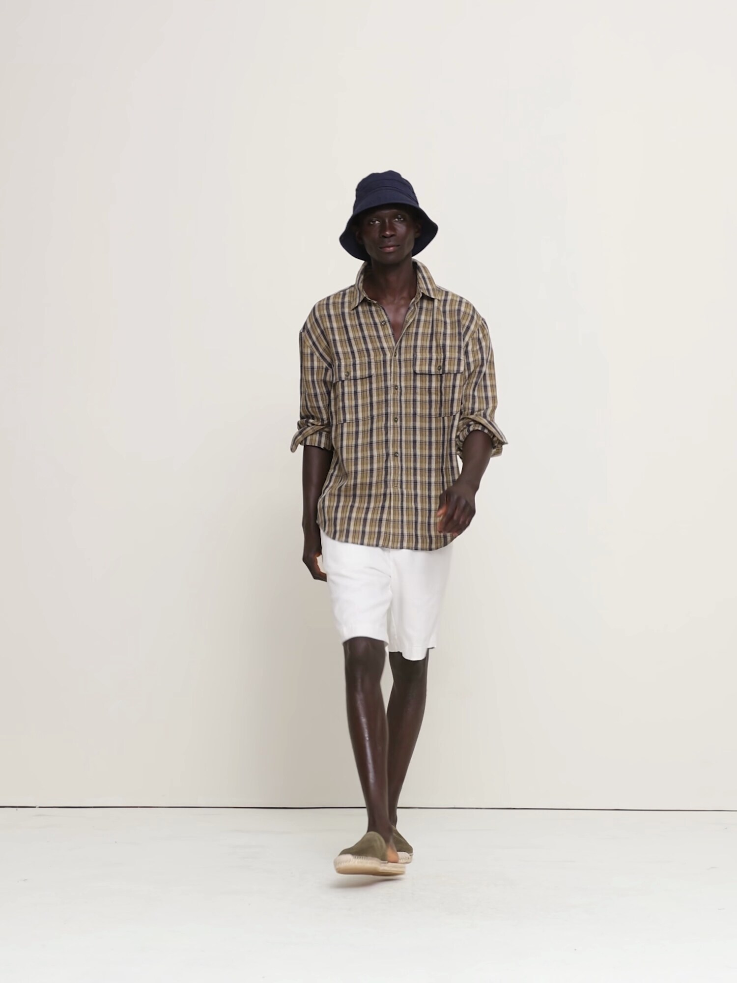 Relaxed-Fit Linen Explorer Shirt