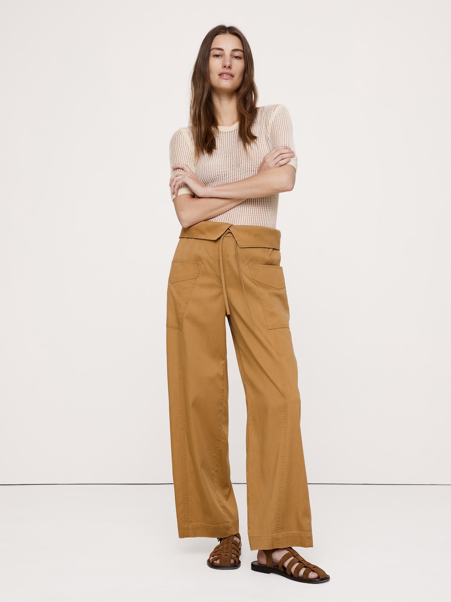 L'image numéro 1 présente Pantalon de pêcheur droit à taille haute