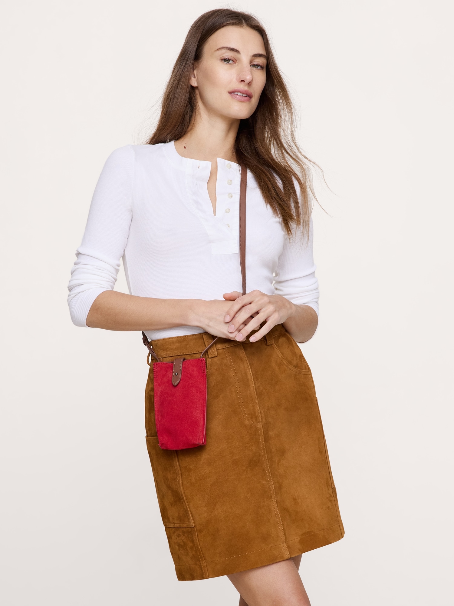 L'image numéro 7 présente Pochette à bandoulière en cuir italien