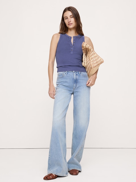 CAMISOLE CÔTELÉE À ENCOLURE HENLEY
