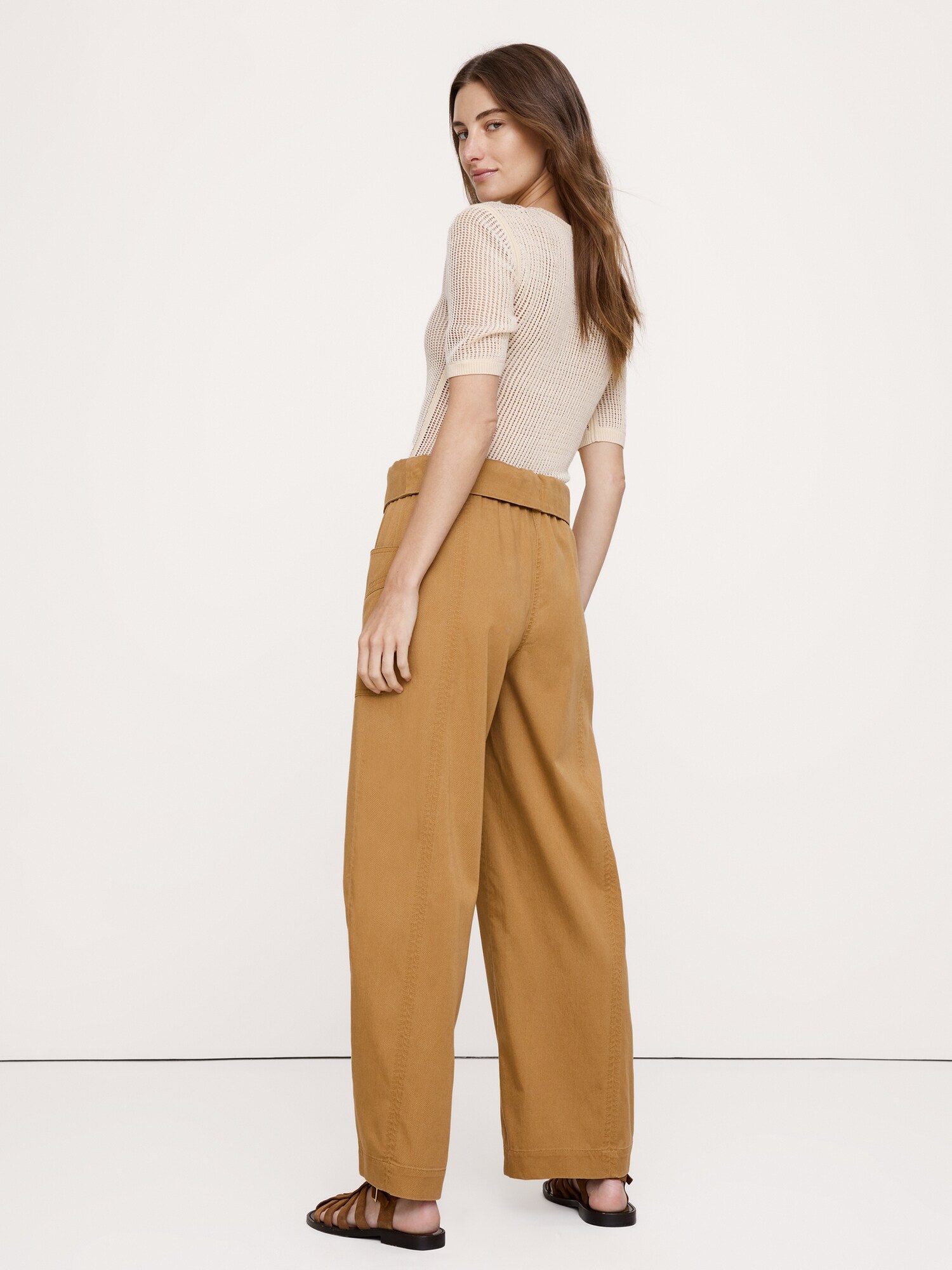 L'image numéro 6 présente Pantalon de pêcheur droit à taille haute
