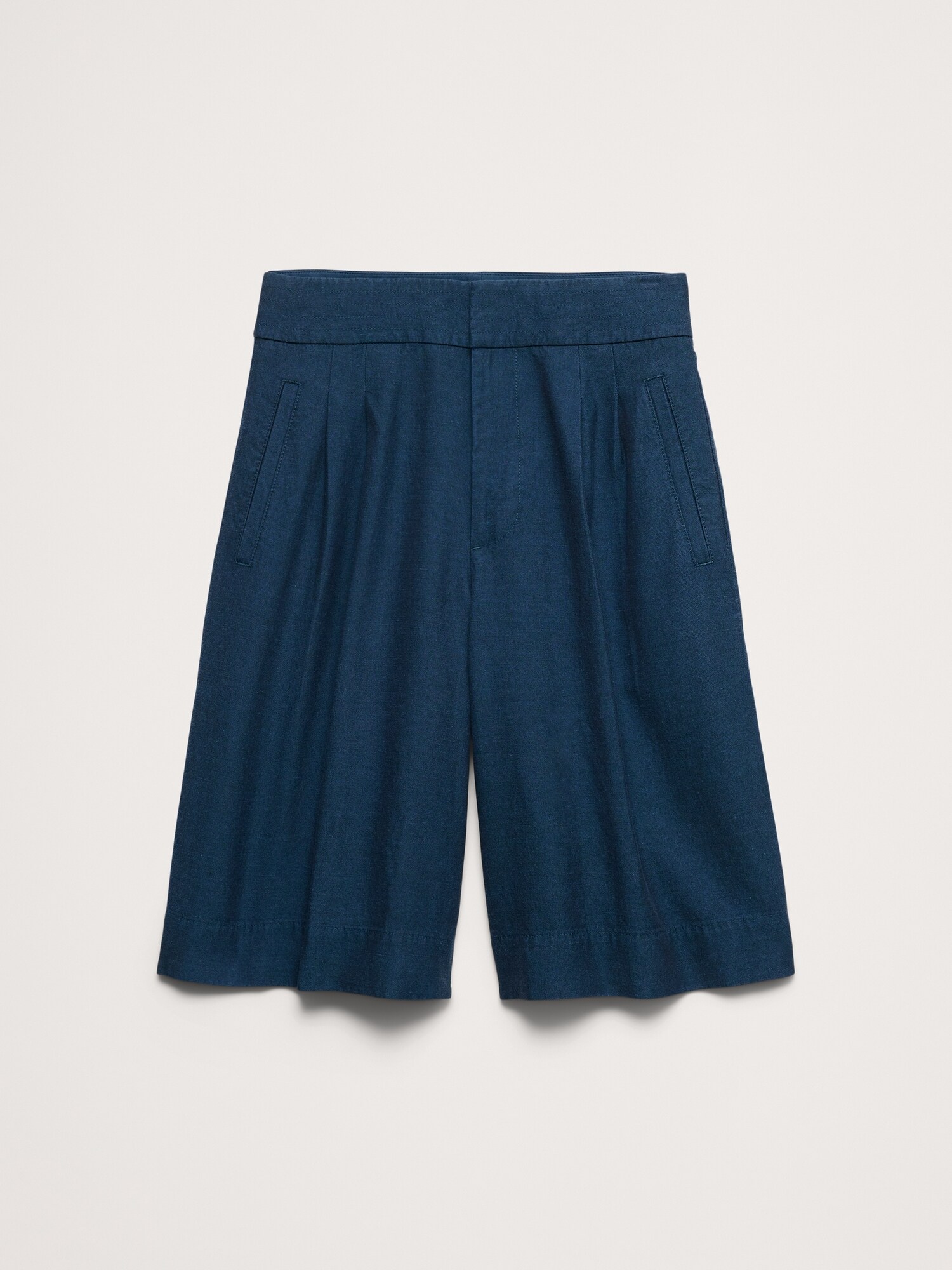 L'image numéro 5 présente Bermuda en TENCEL™, coton et lin