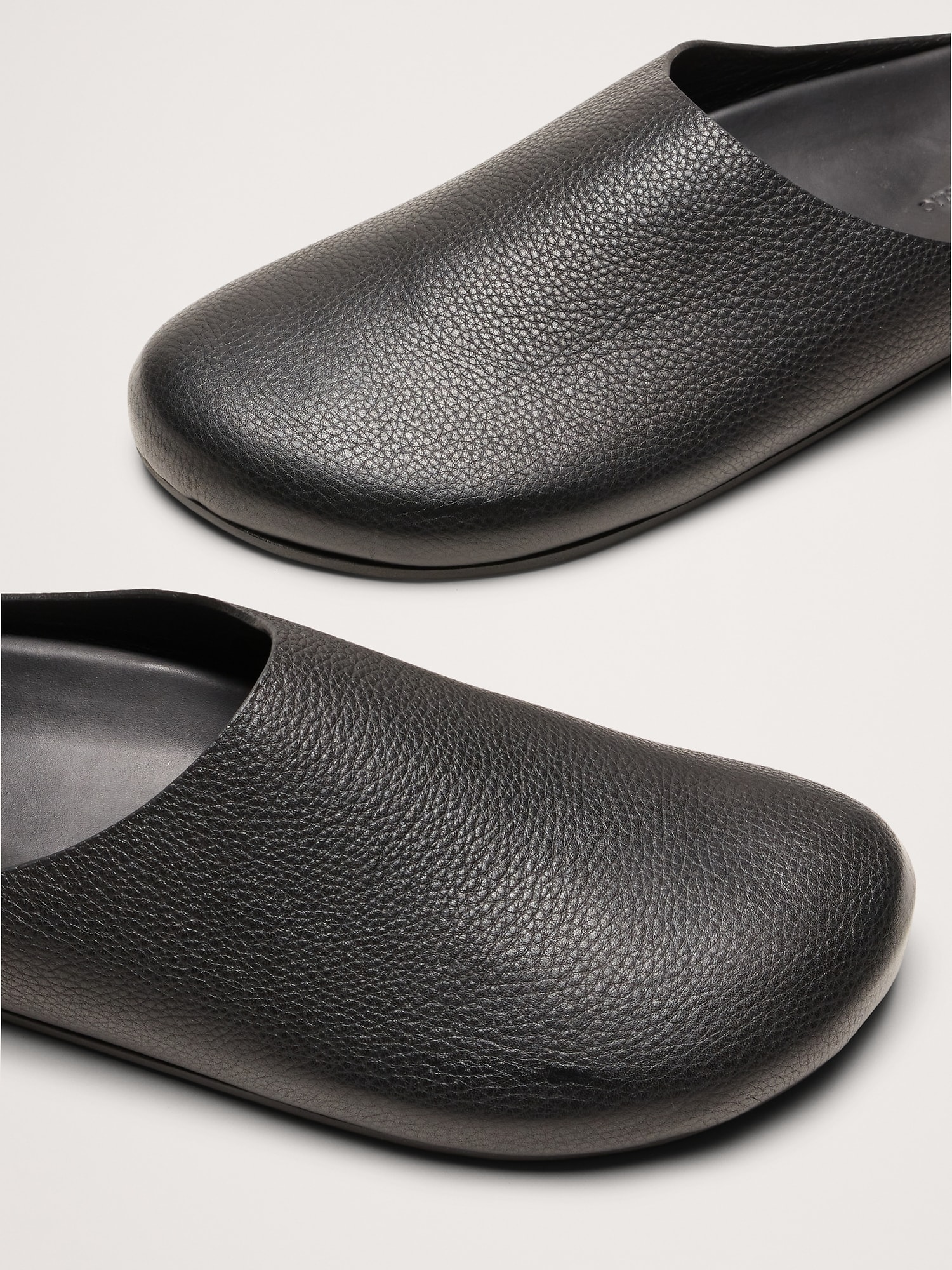 Image number 6 showing, Leather Clog