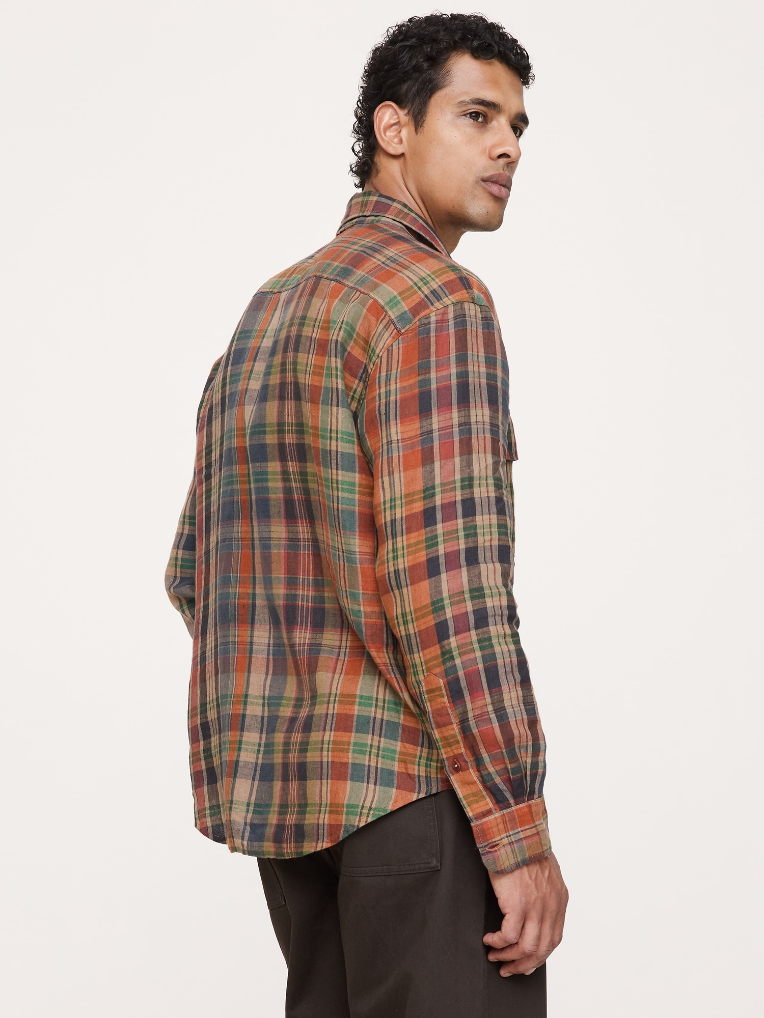 Relaxed-Fit Linen Explorer Shirt
