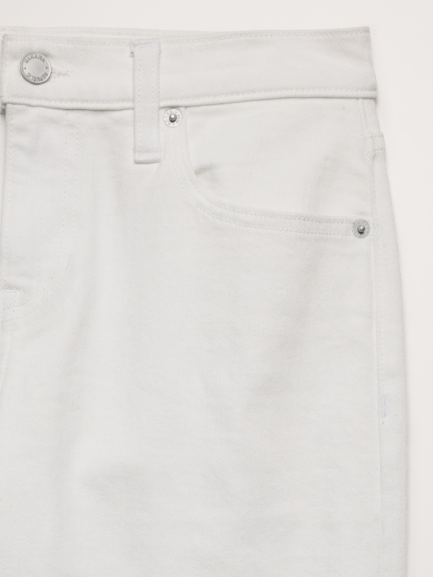L'image numéro 5 présente Jean évasé à taille basse