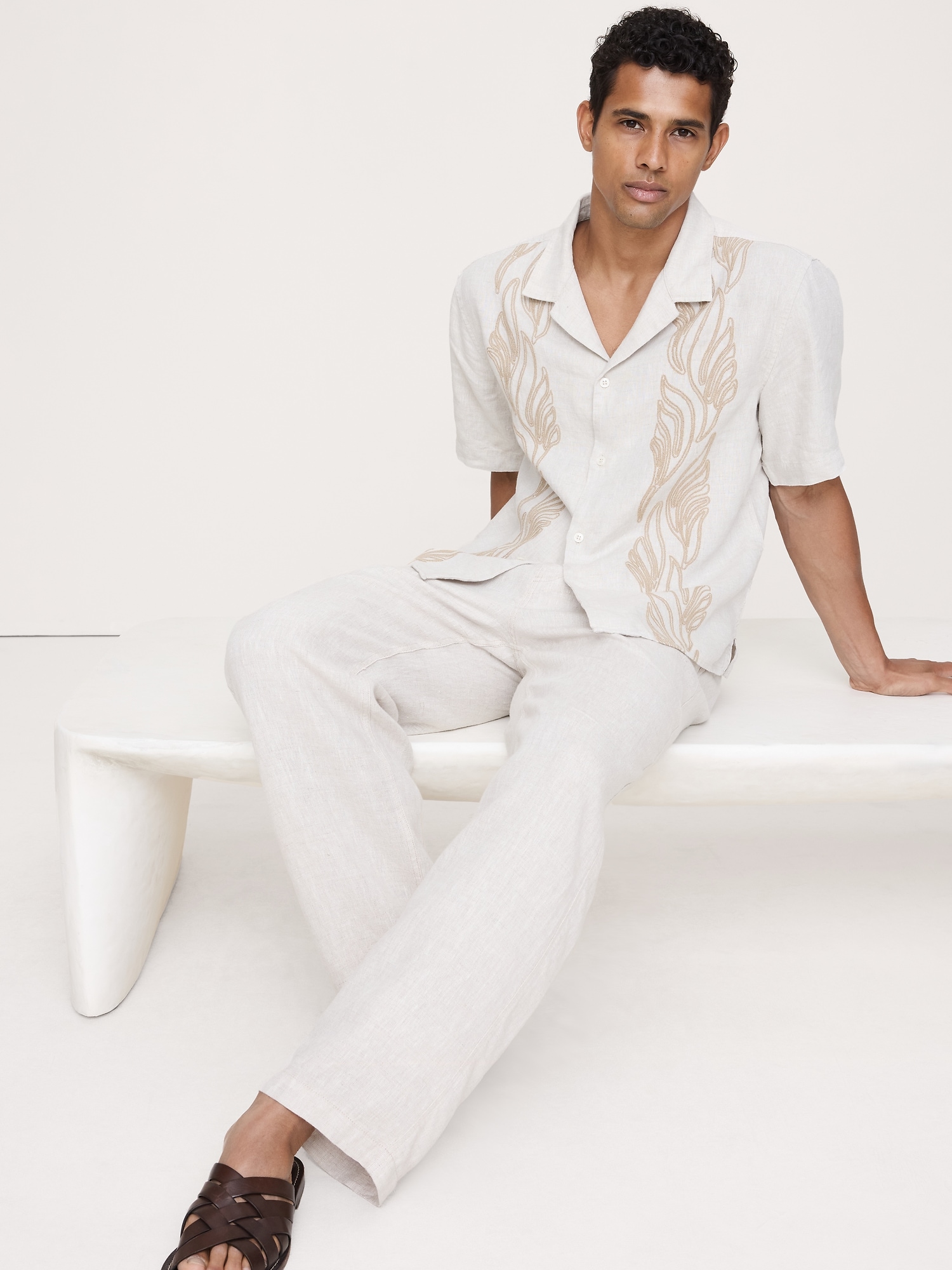 Image number 5 showing, Relaxed-Fit Embroidered Linen Resort Shirt