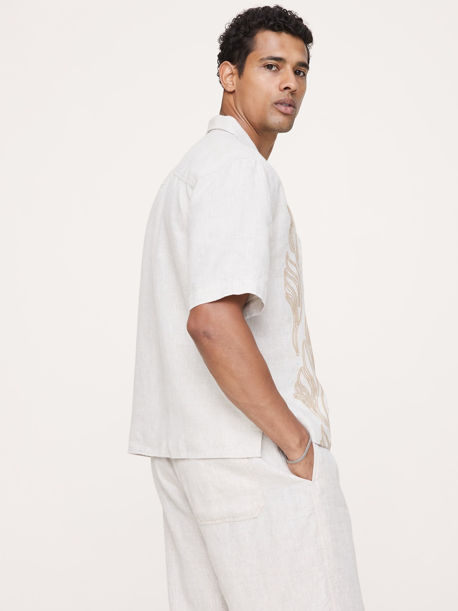 Image number 4 showing, Relaxed-Fit Embroidered Linen Resort Shirt