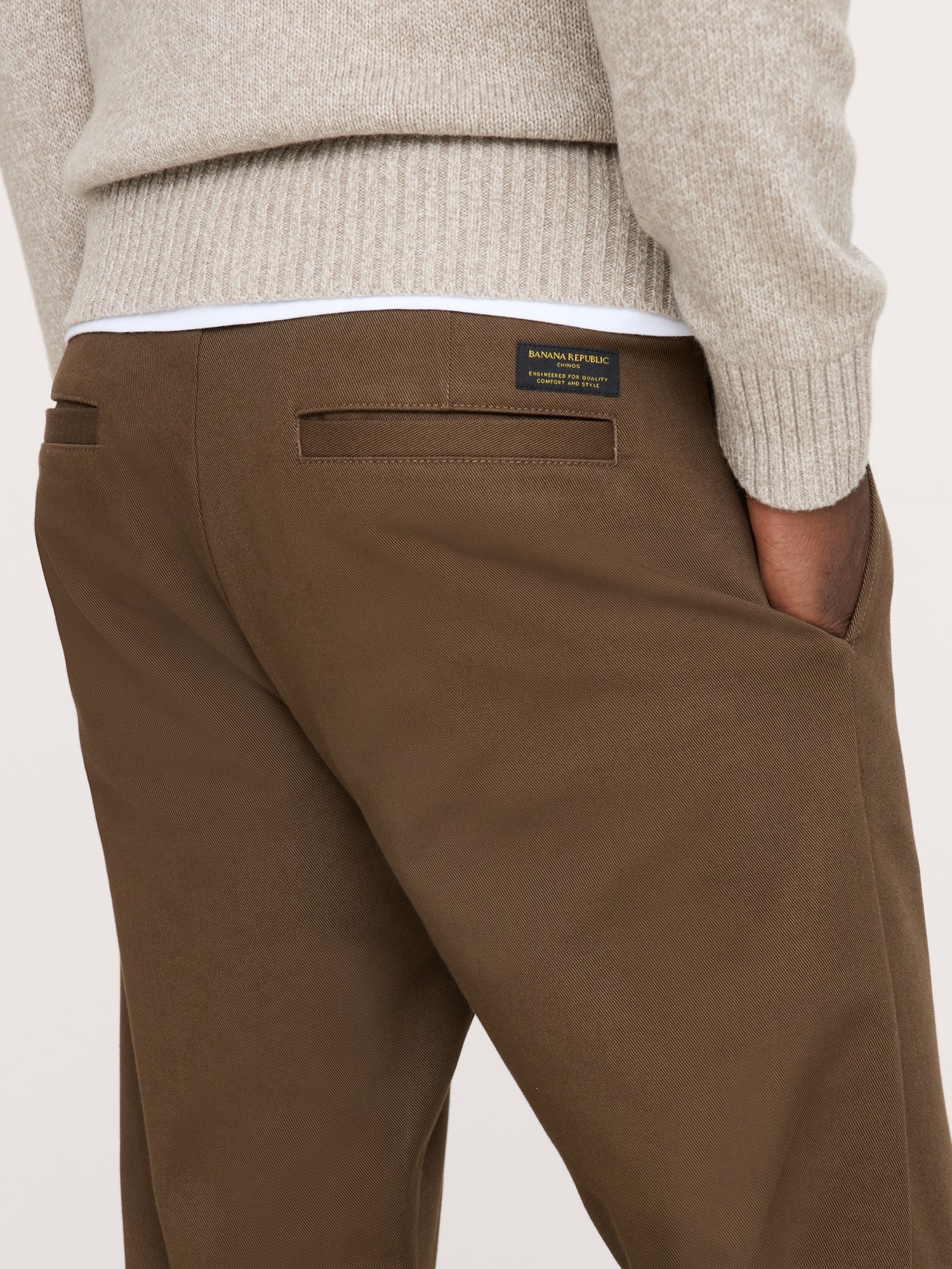 L'image numéro 3 présente Chino étroit en tissu italien extensible