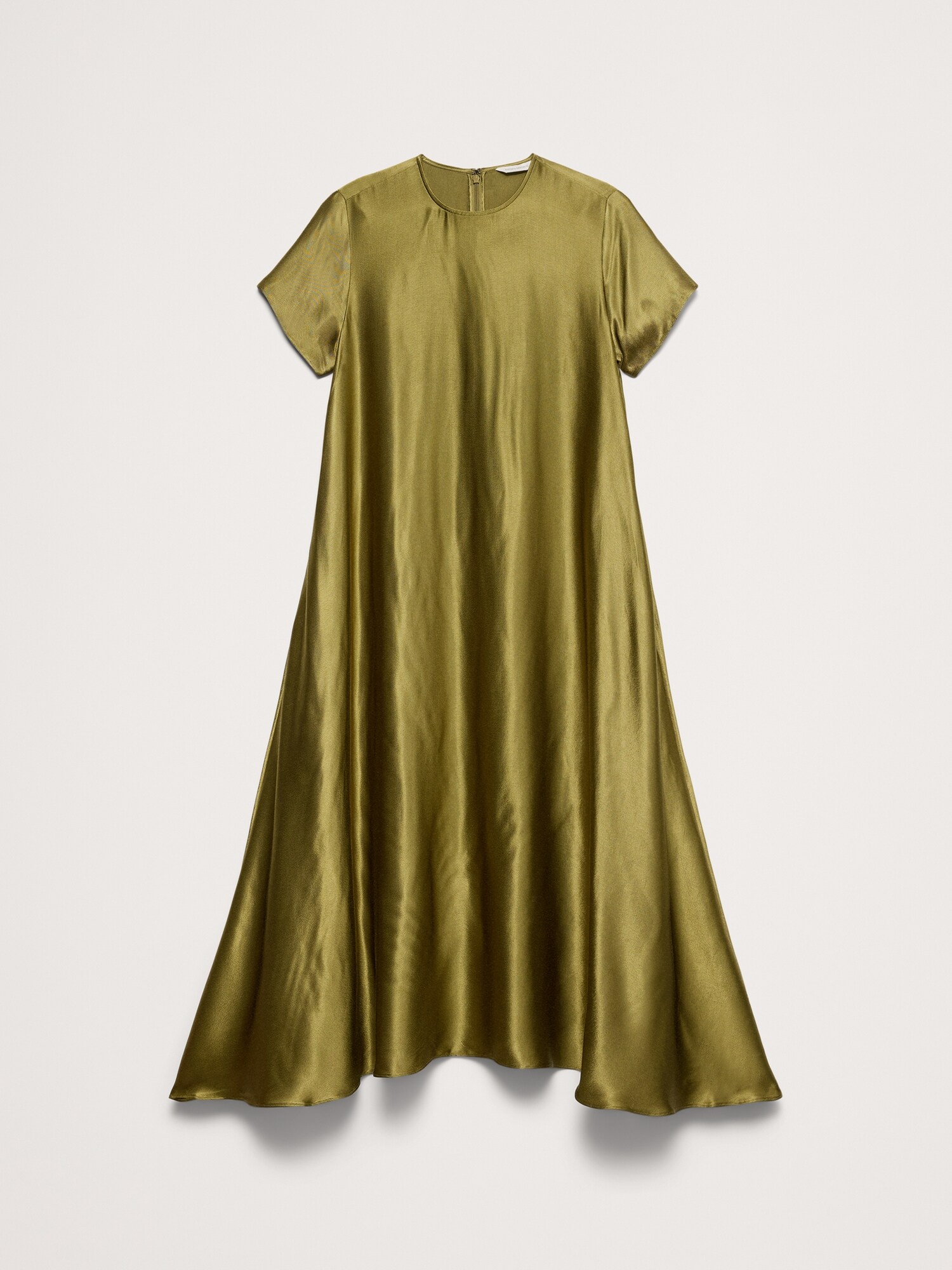 L'image numéro 5 présente Robe trapèze en satin italien