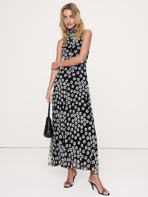ROBE LONGUE À COL CRAVATE EN MAILLES