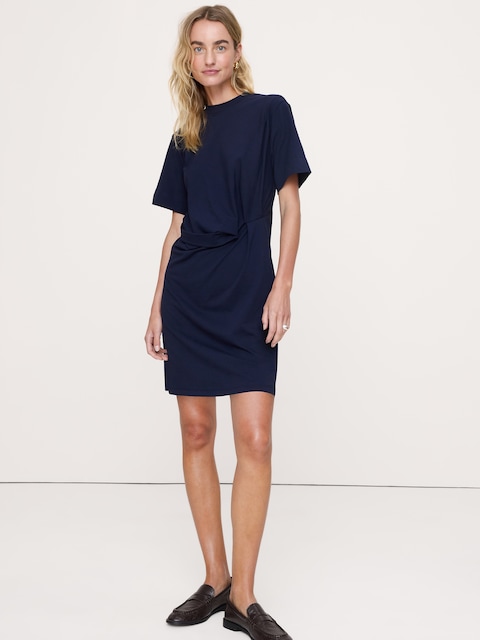 ROBE MI-LONGUE À ENCOLURE MONTANTE EN COTON EXTENSIBLE