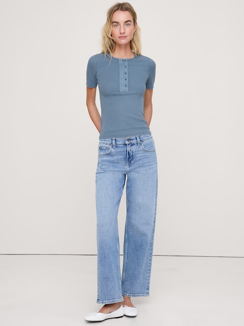 HAUT À ENCOLURE HENLEY EN TRICOT CÔTELÉ